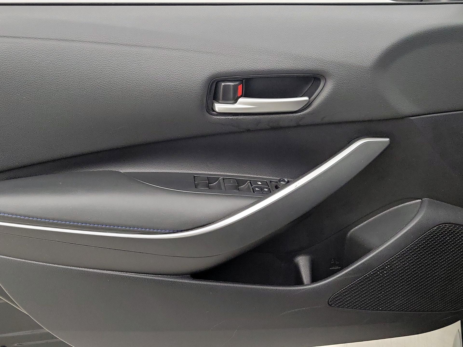 Thumbnail: 2021 Toyota Corolla - 12