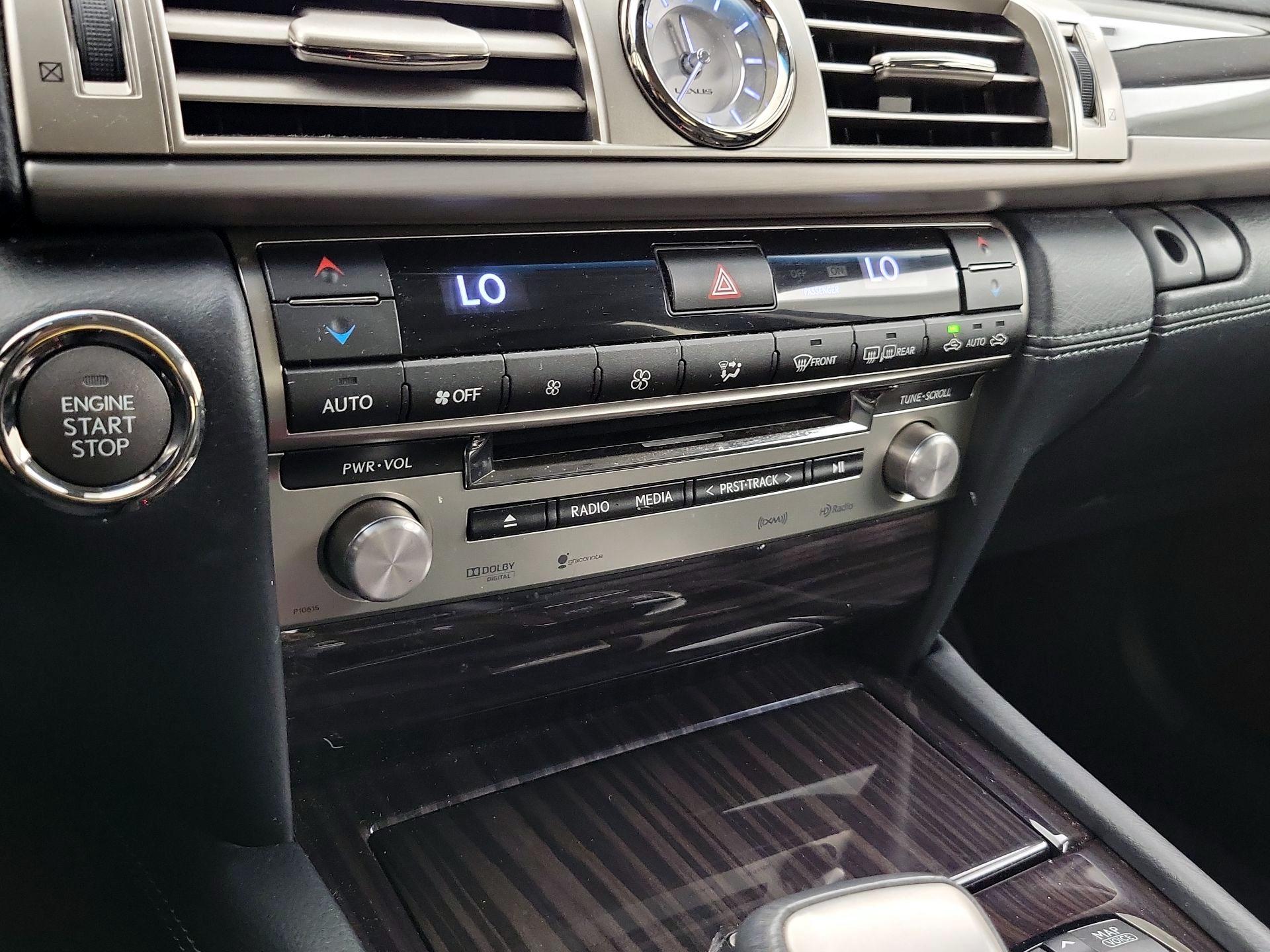 Thumbnail: 2014 Lexus LS - 17