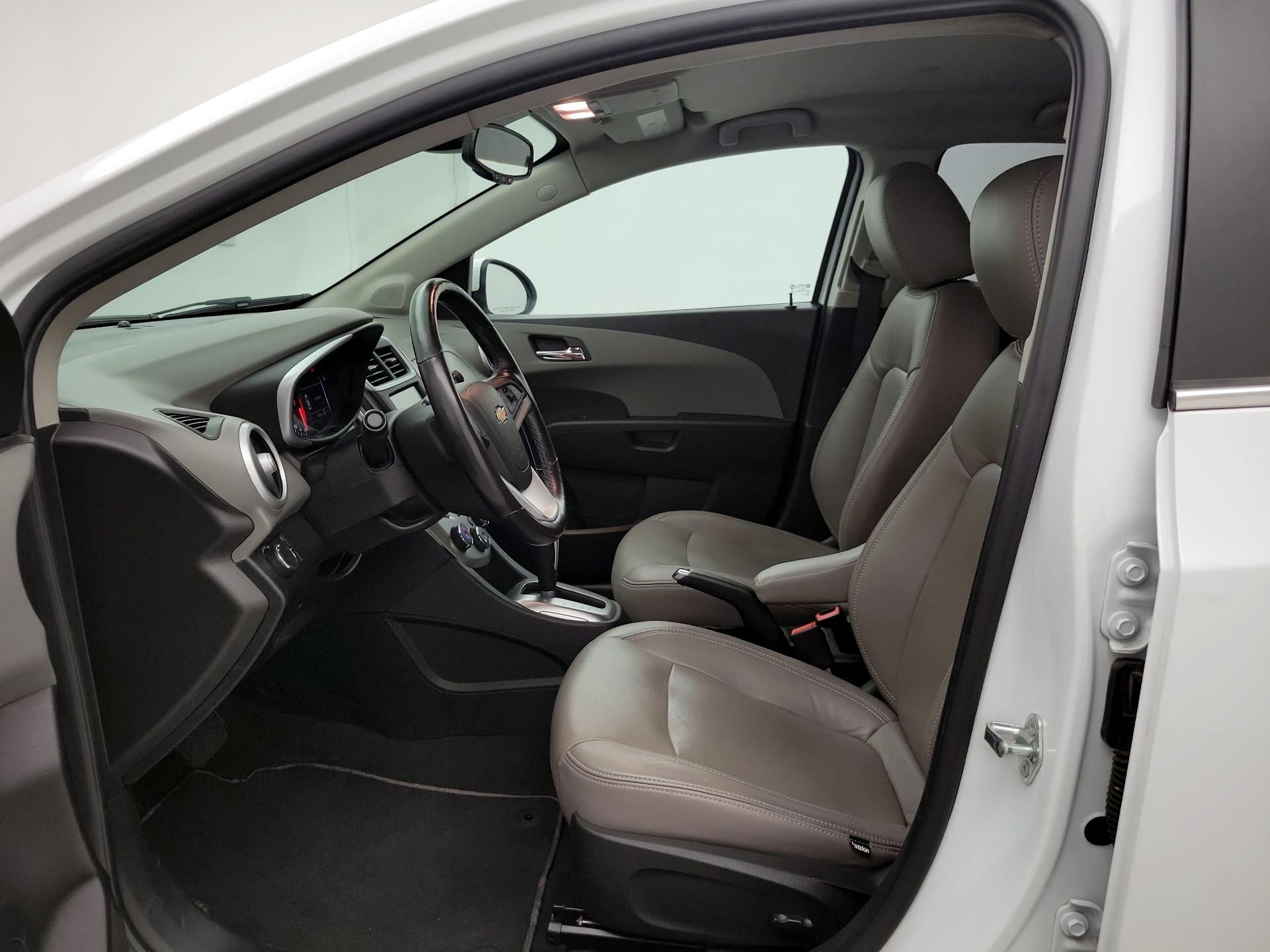 Thumbnail: 2017 Chevrolet Sonic - 11