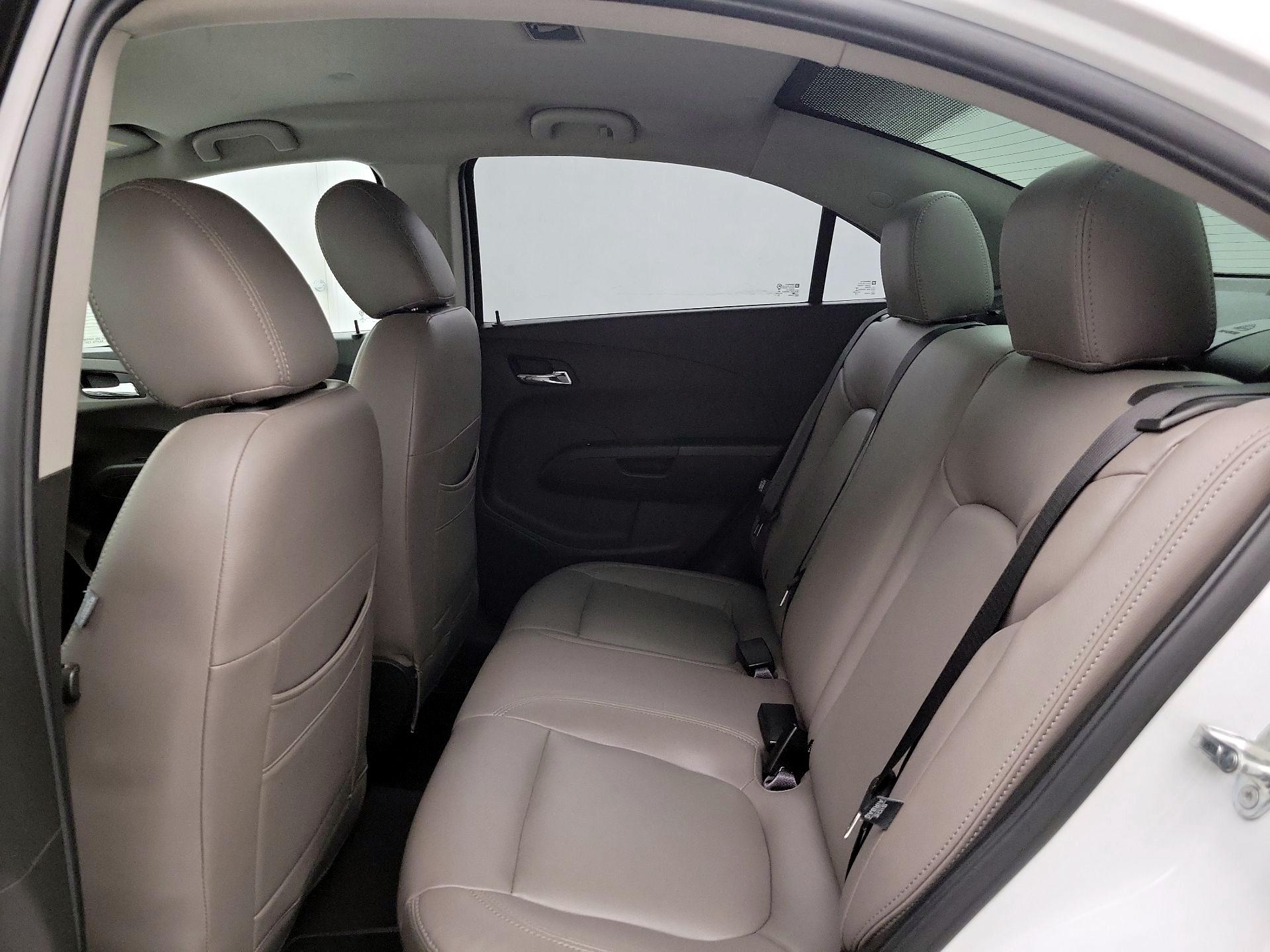 Thumbnail: 2017 Chevrolet Sonic - 19