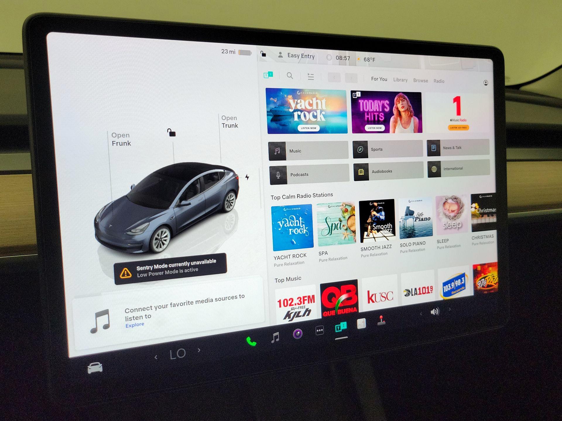 Thumbnail: 2023 Tesla Model 3 - 15