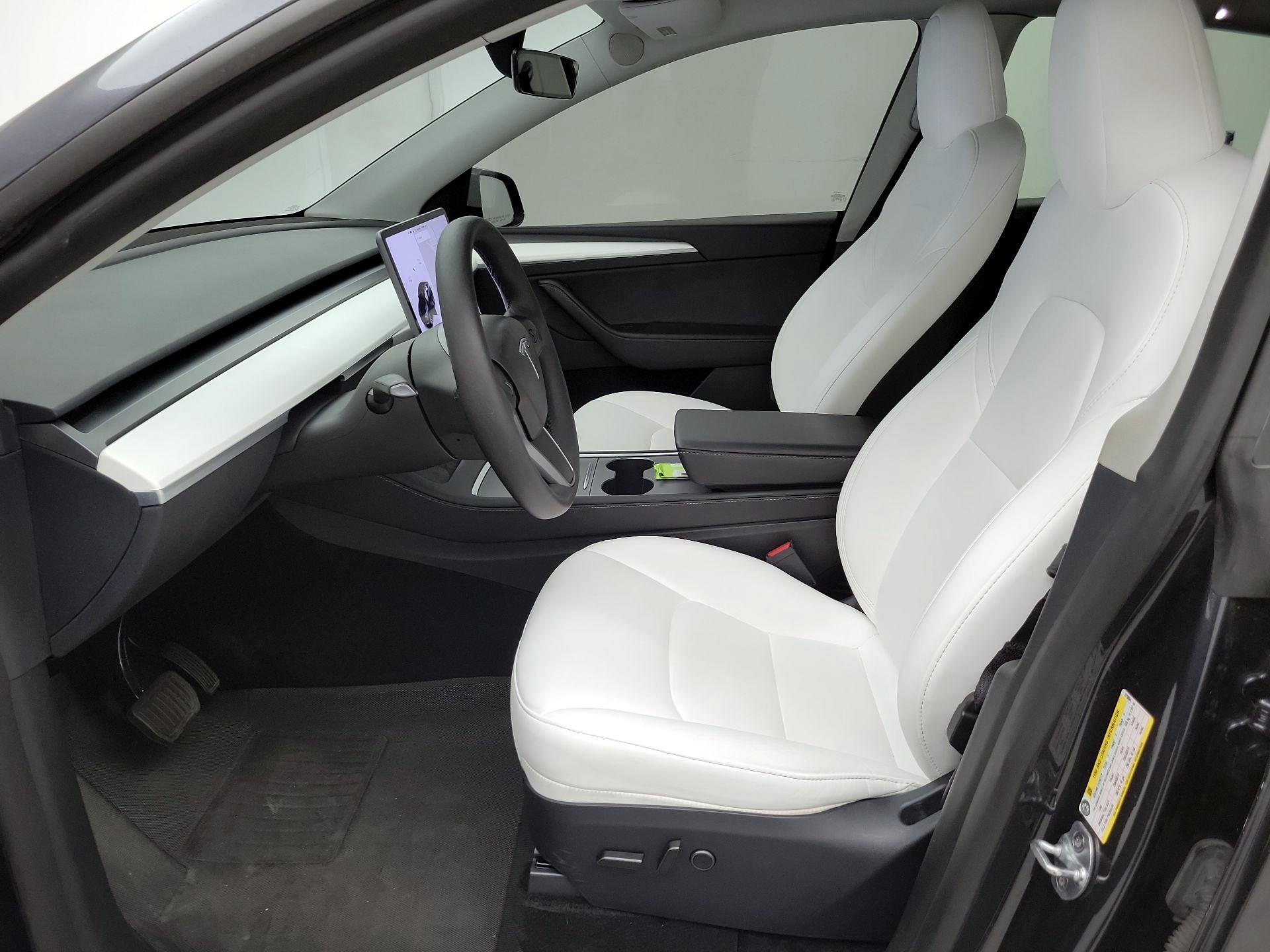 Thumbnail: 2024 Tesla Model Y - 11