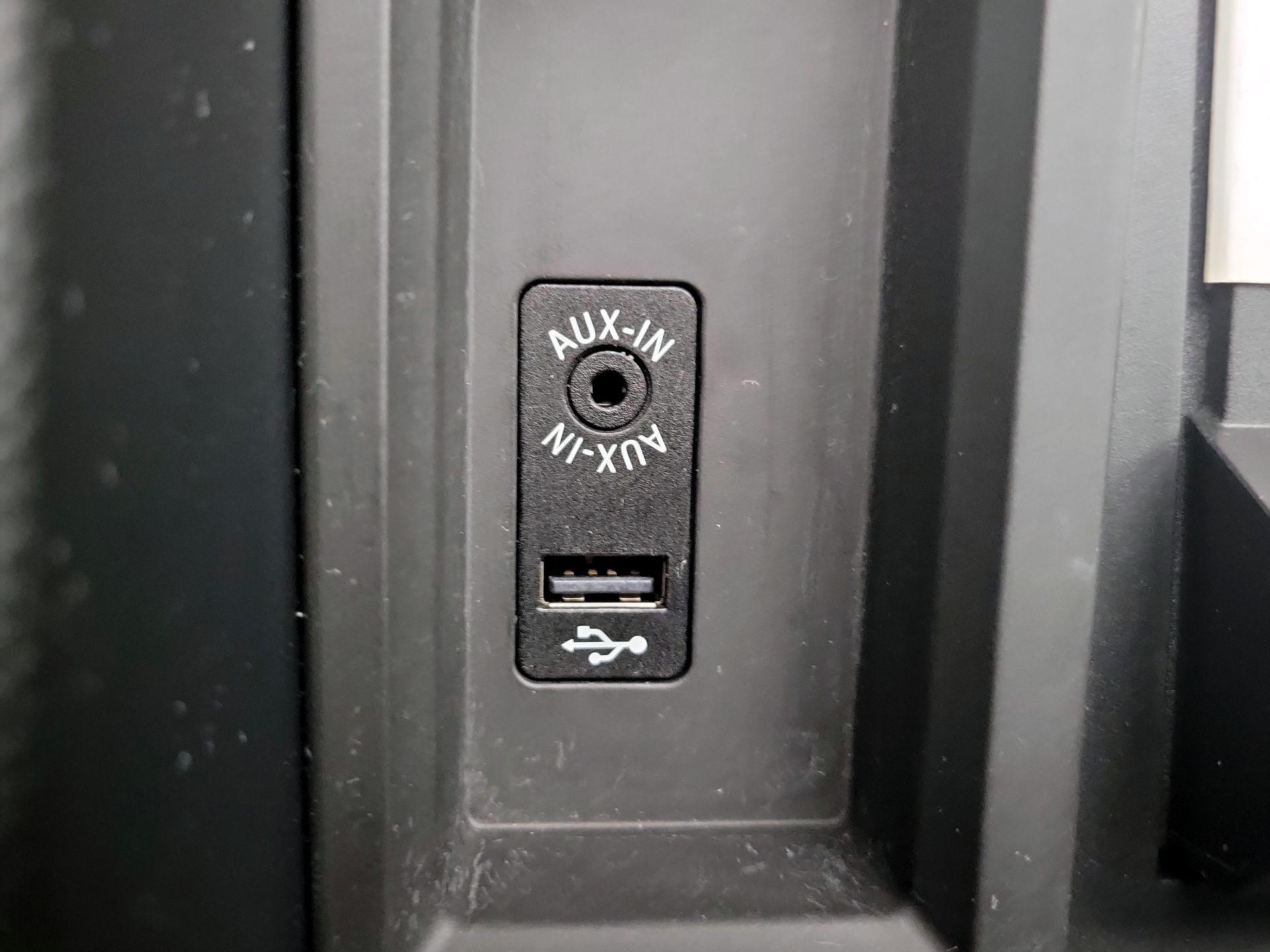 Thumbnail: 2015 BMW 3 Series - 19