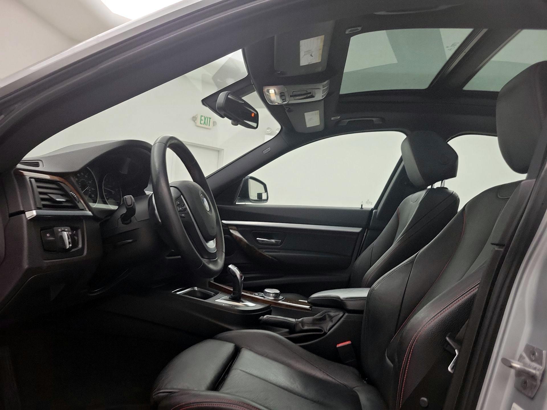 Thumbnail: 2015 BMW 3 Series - 20