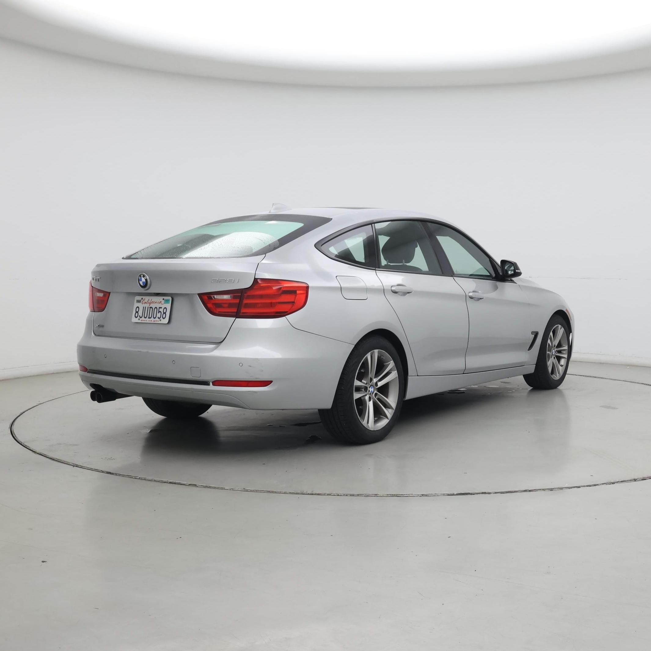 Thumbnail: 2015 BMW 3 Series - 8