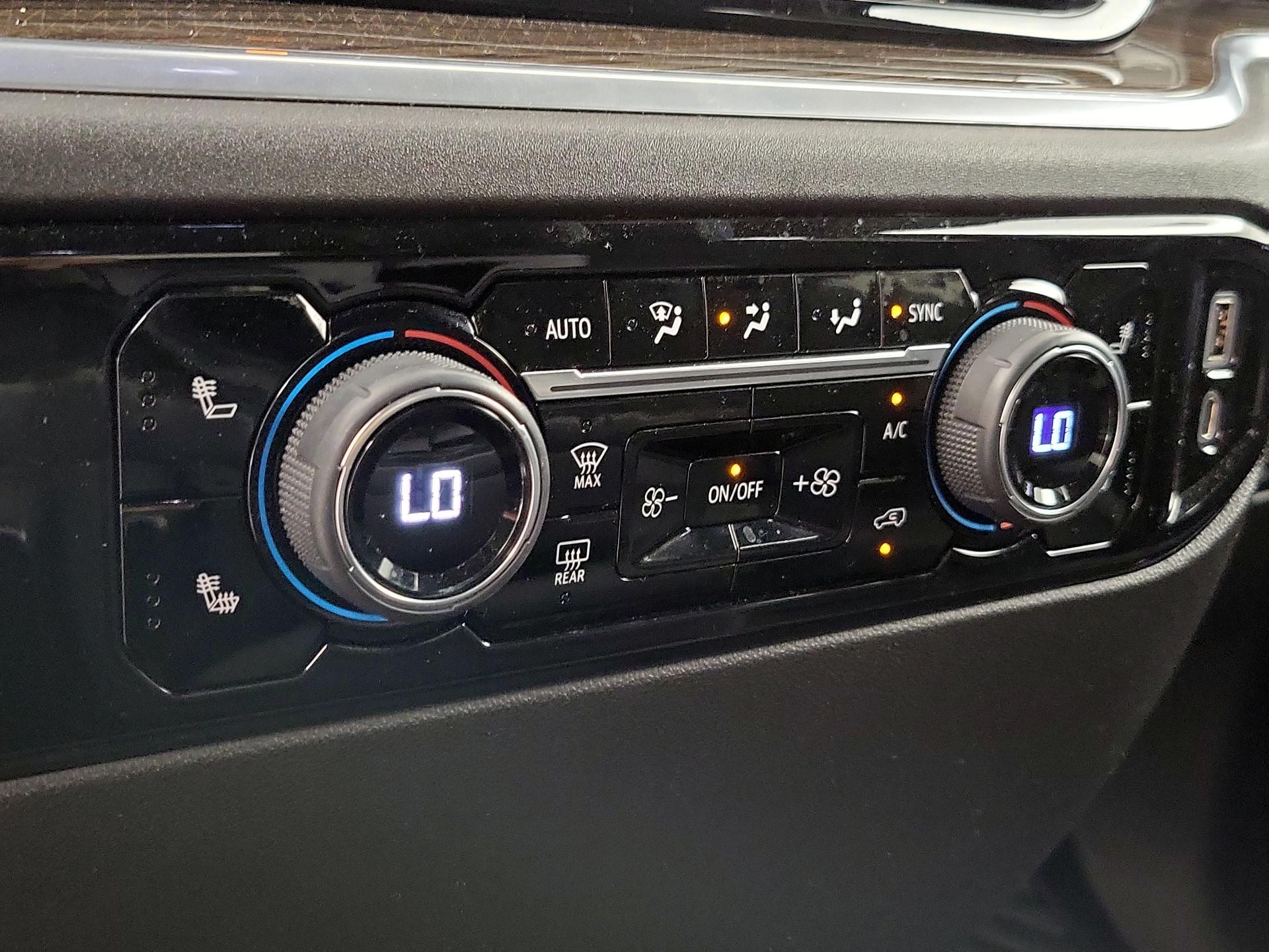 Thumbnail: 2022 Chevrolet Silverado 1500 - 16