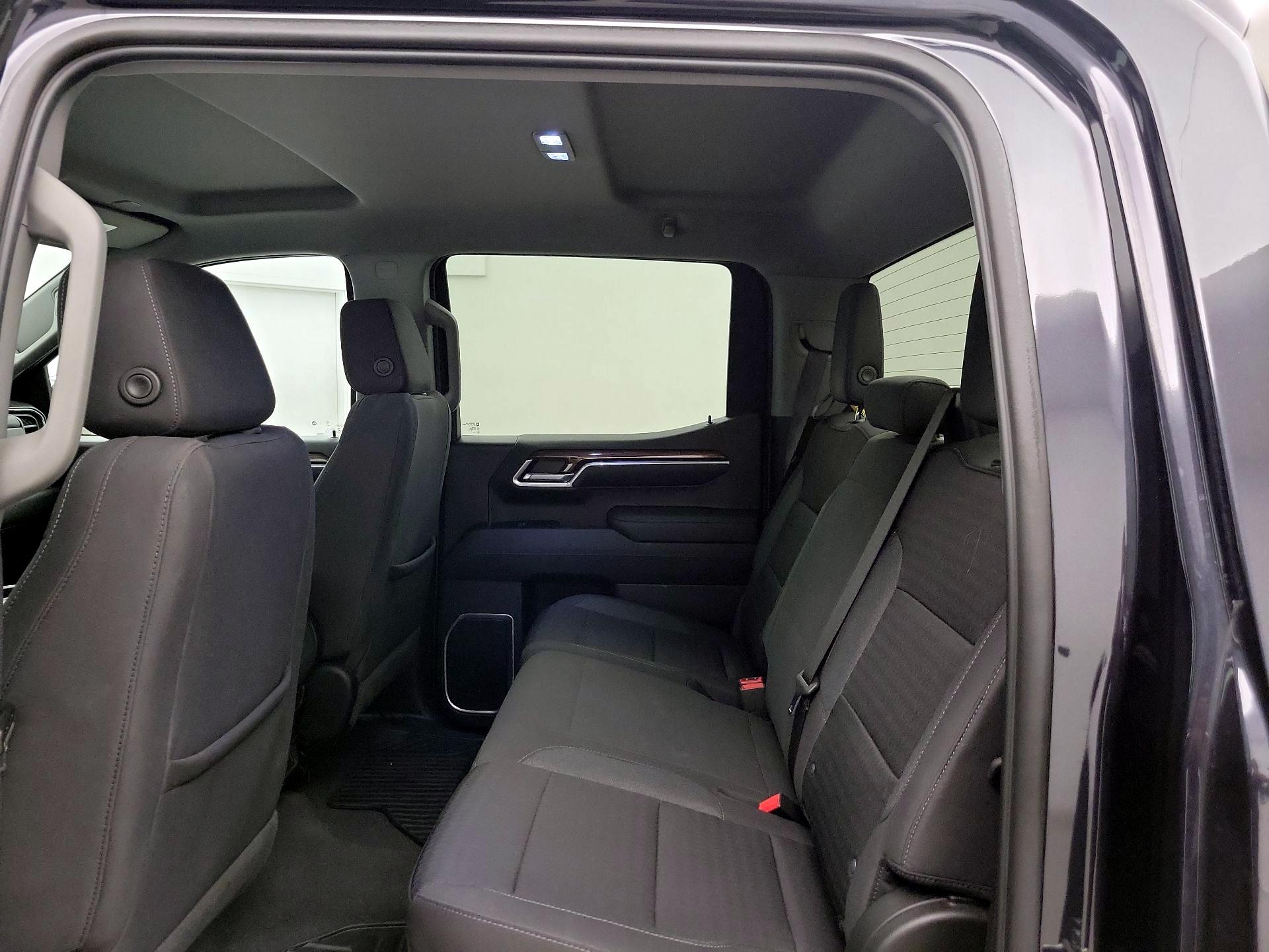 Thumbnail: 2022 Chevrolet Silverado 1500 - 19