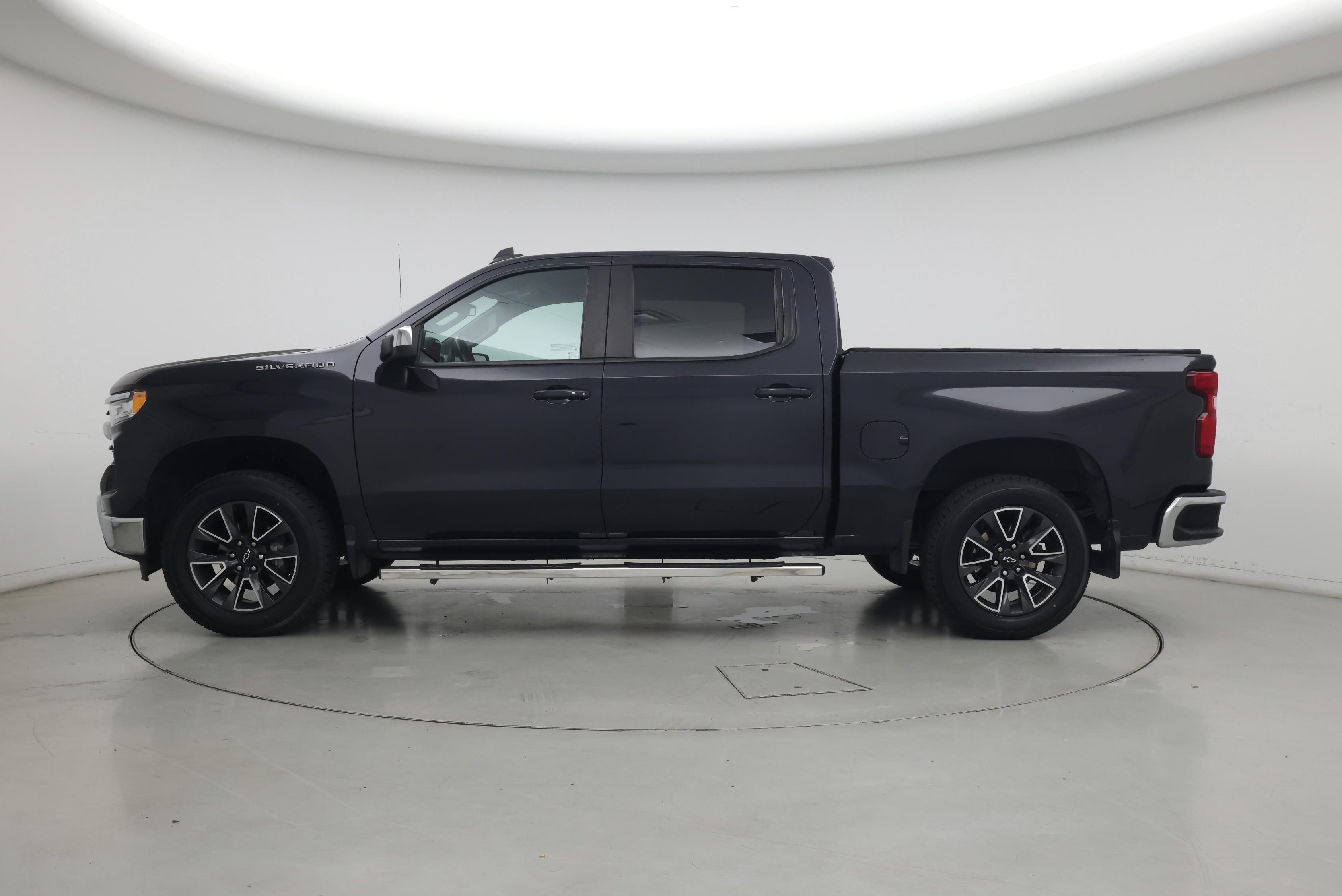 Thumbnail: 2022 Chevrolet Silverado 1500 - 3