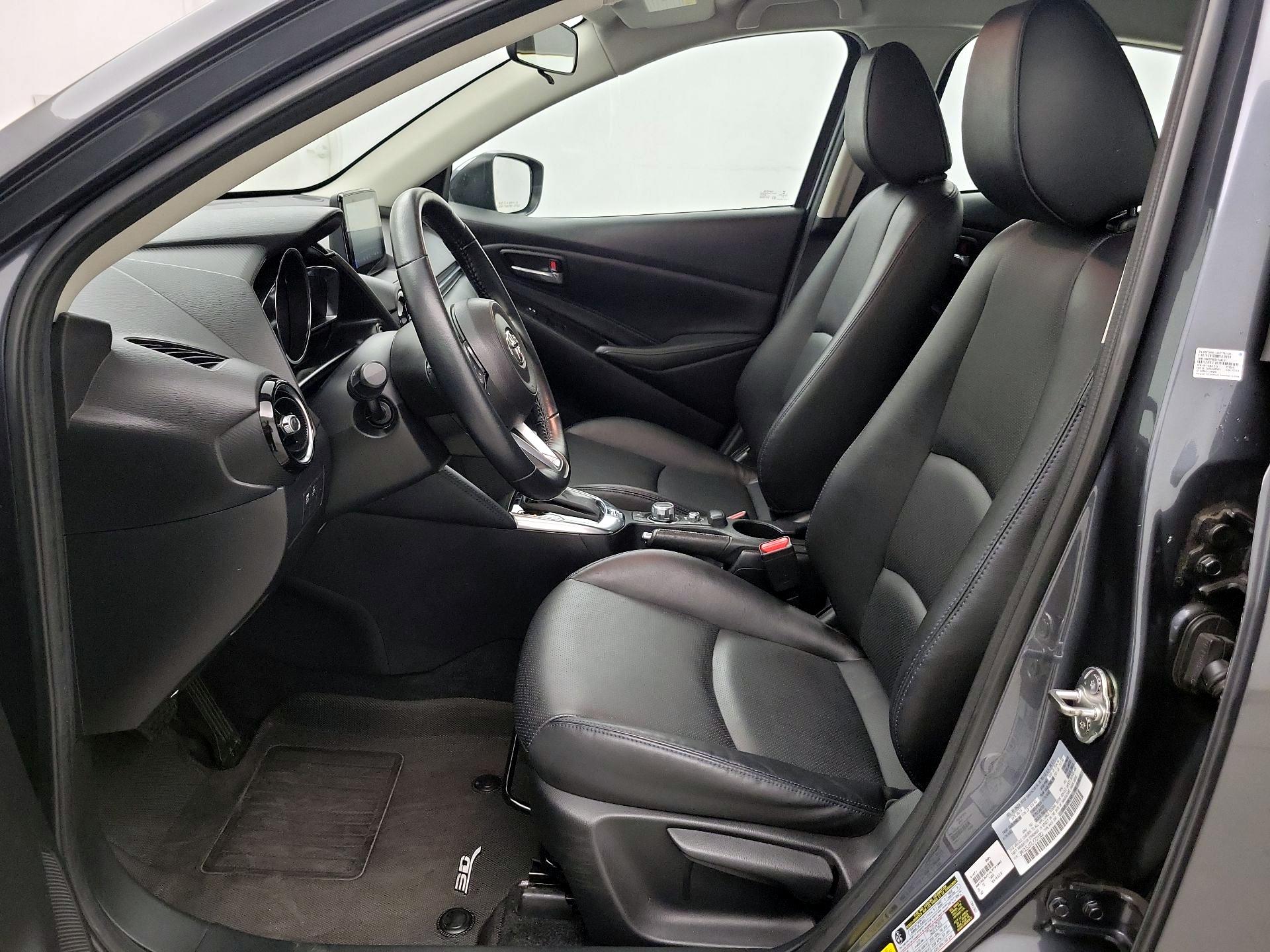 Thumbnail: 2020 Toyota Yaris - 11