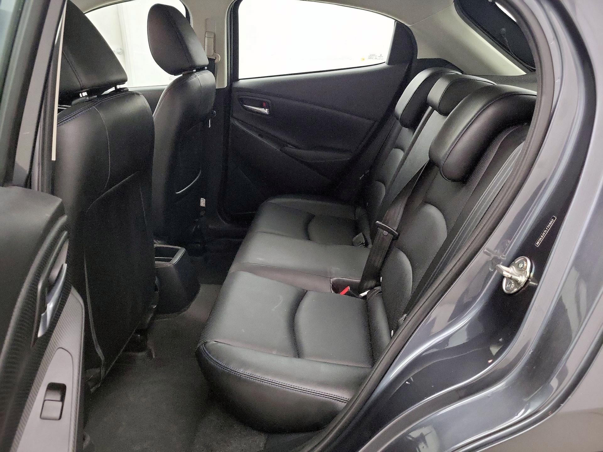 Thumbnail: 2020 Toyota Yaris - 19