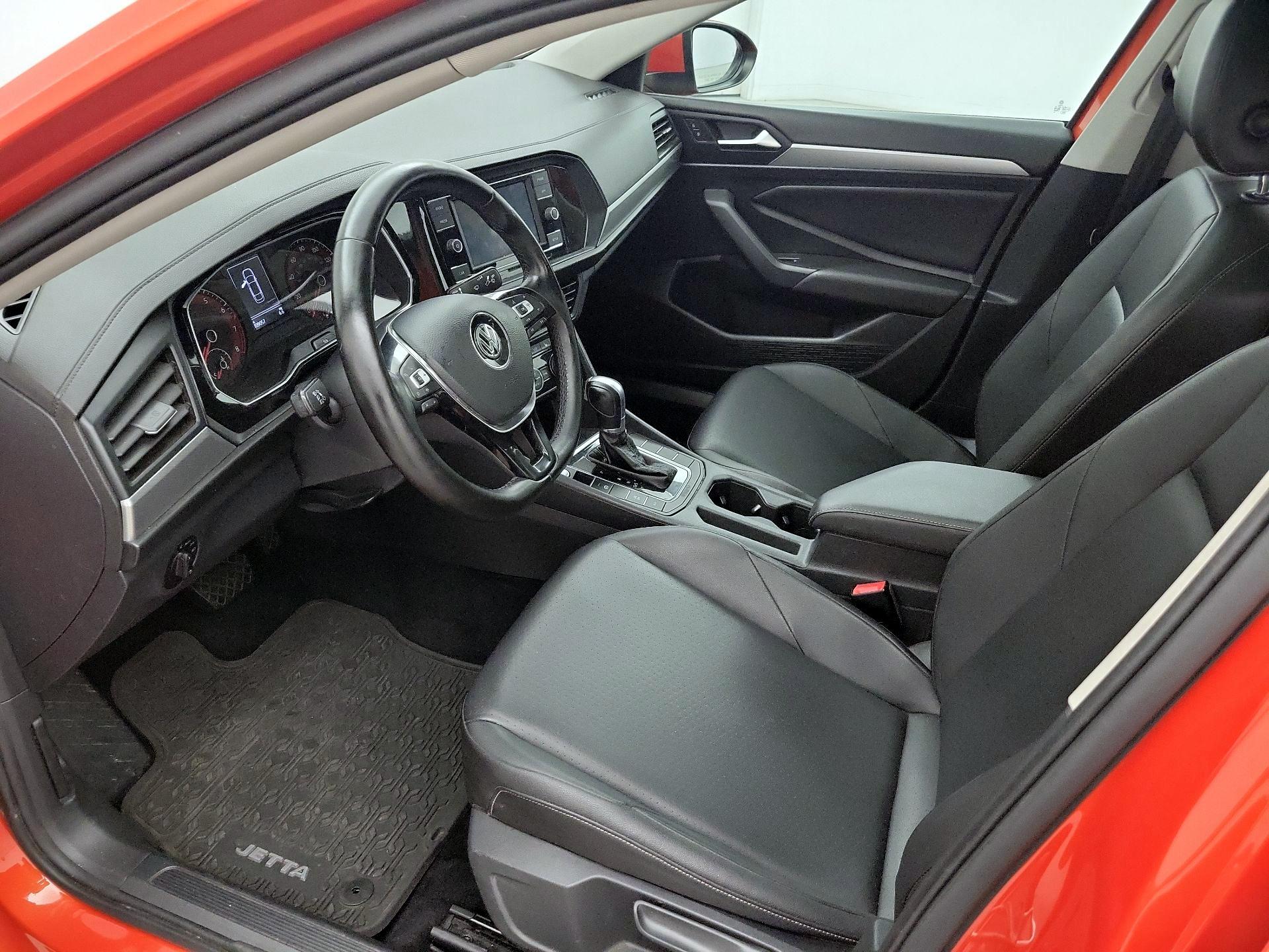 Thumbnail: 2019 Volkswagen Jetta - 11