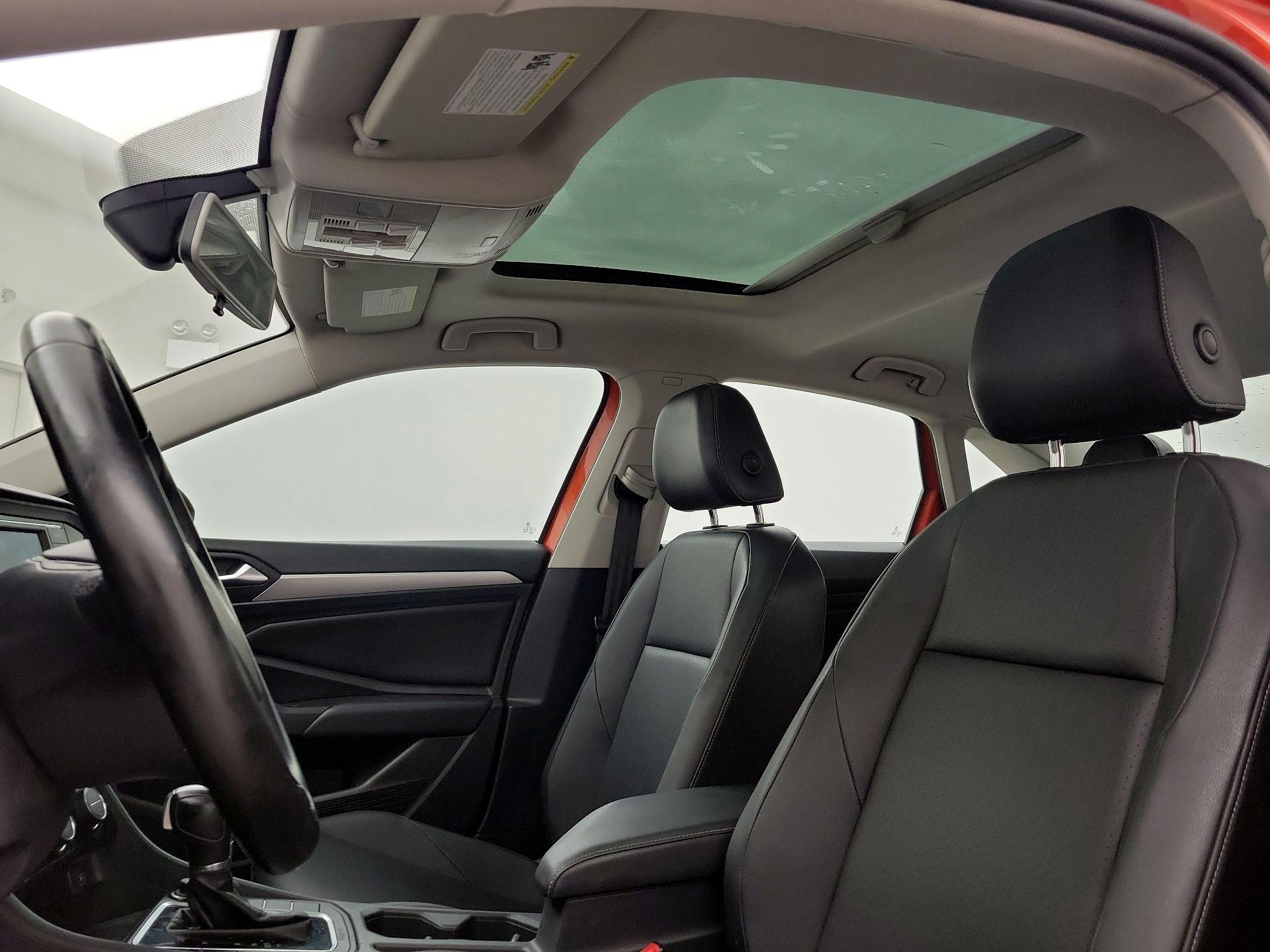 Thumbnail: 2019 Volkswagen Jetta - 19