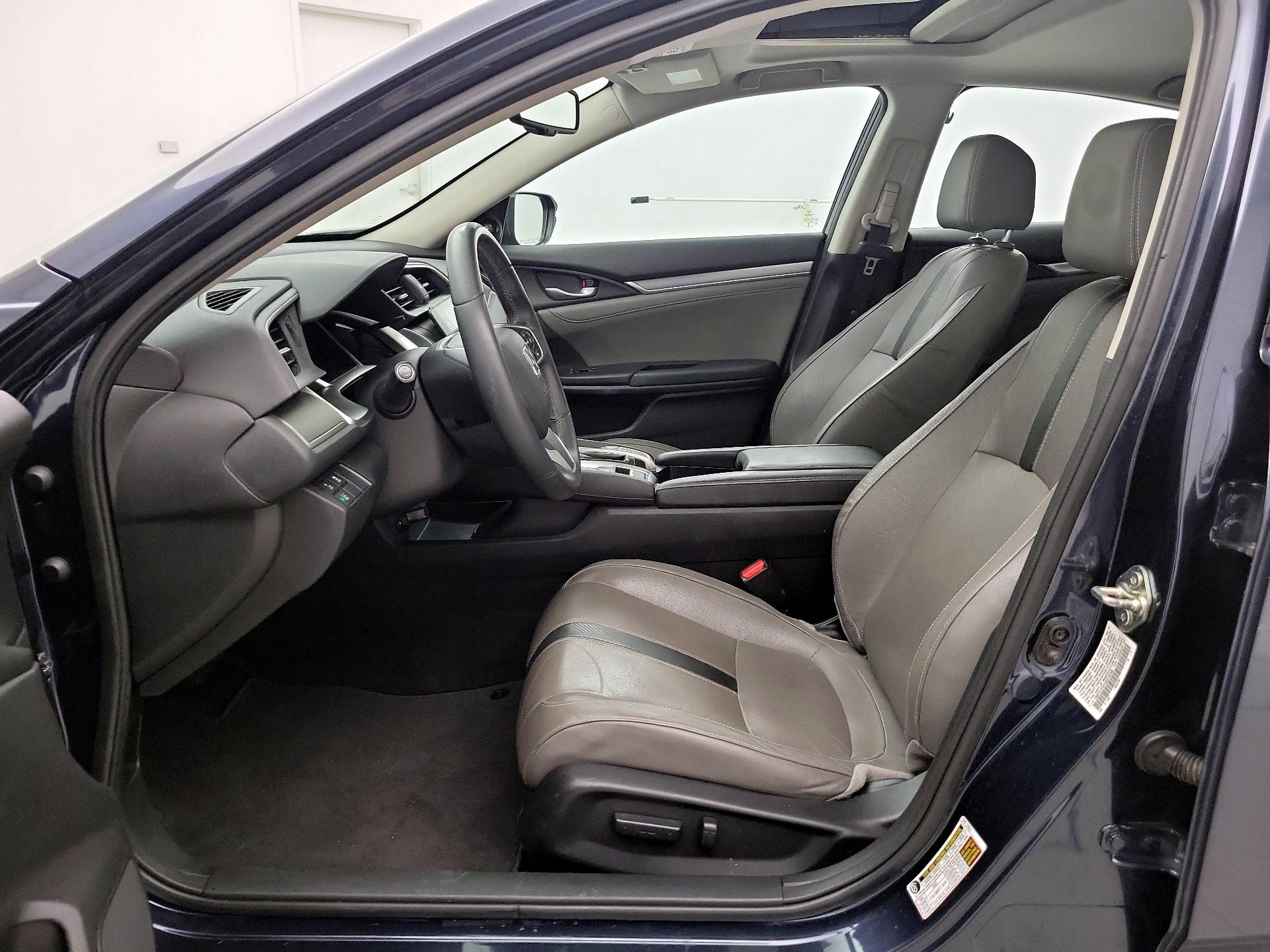 Thumbnail: 2016 Honda Civic - 11