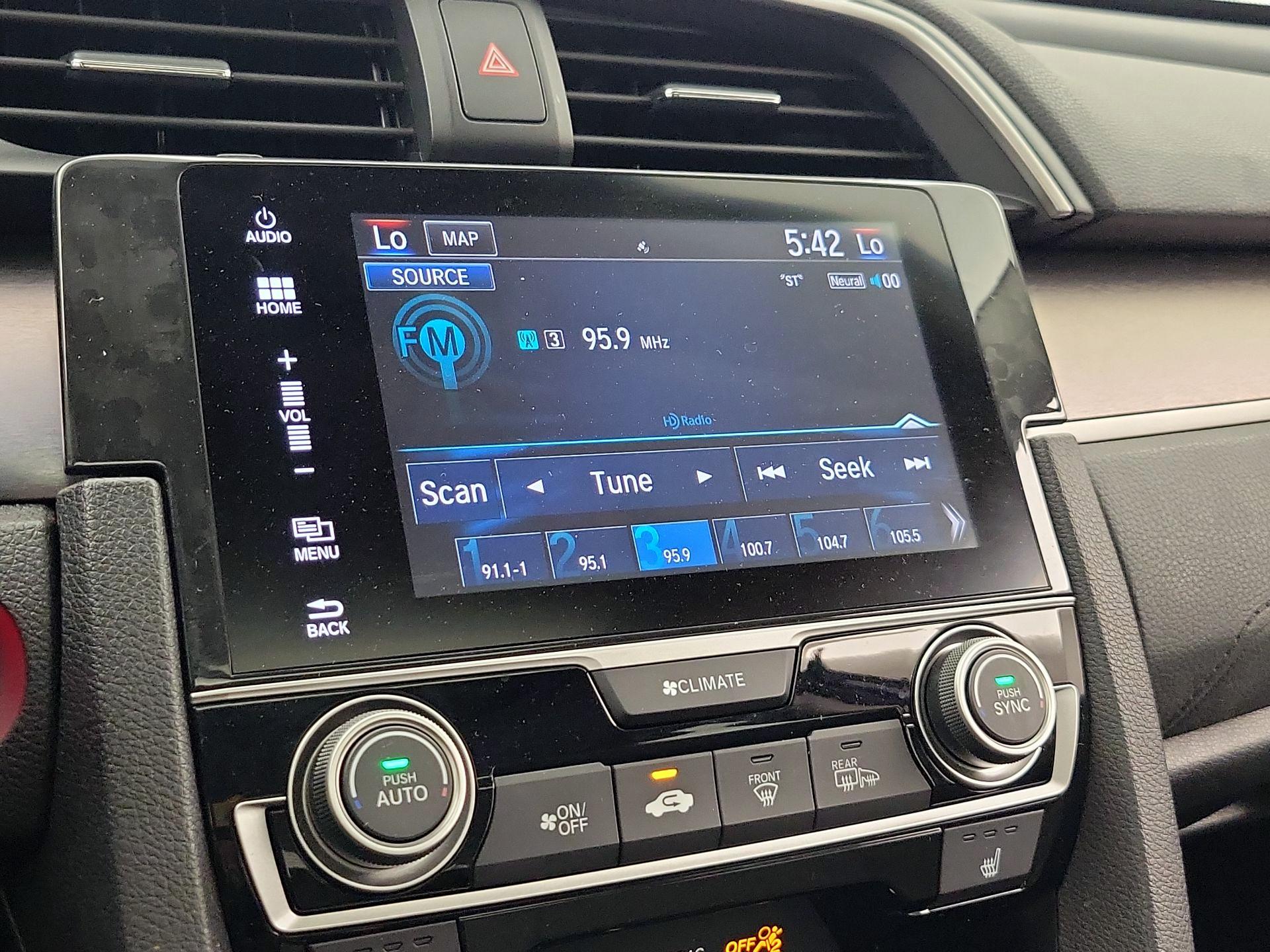 Thumbnail: 2016 Honda Civic - 16