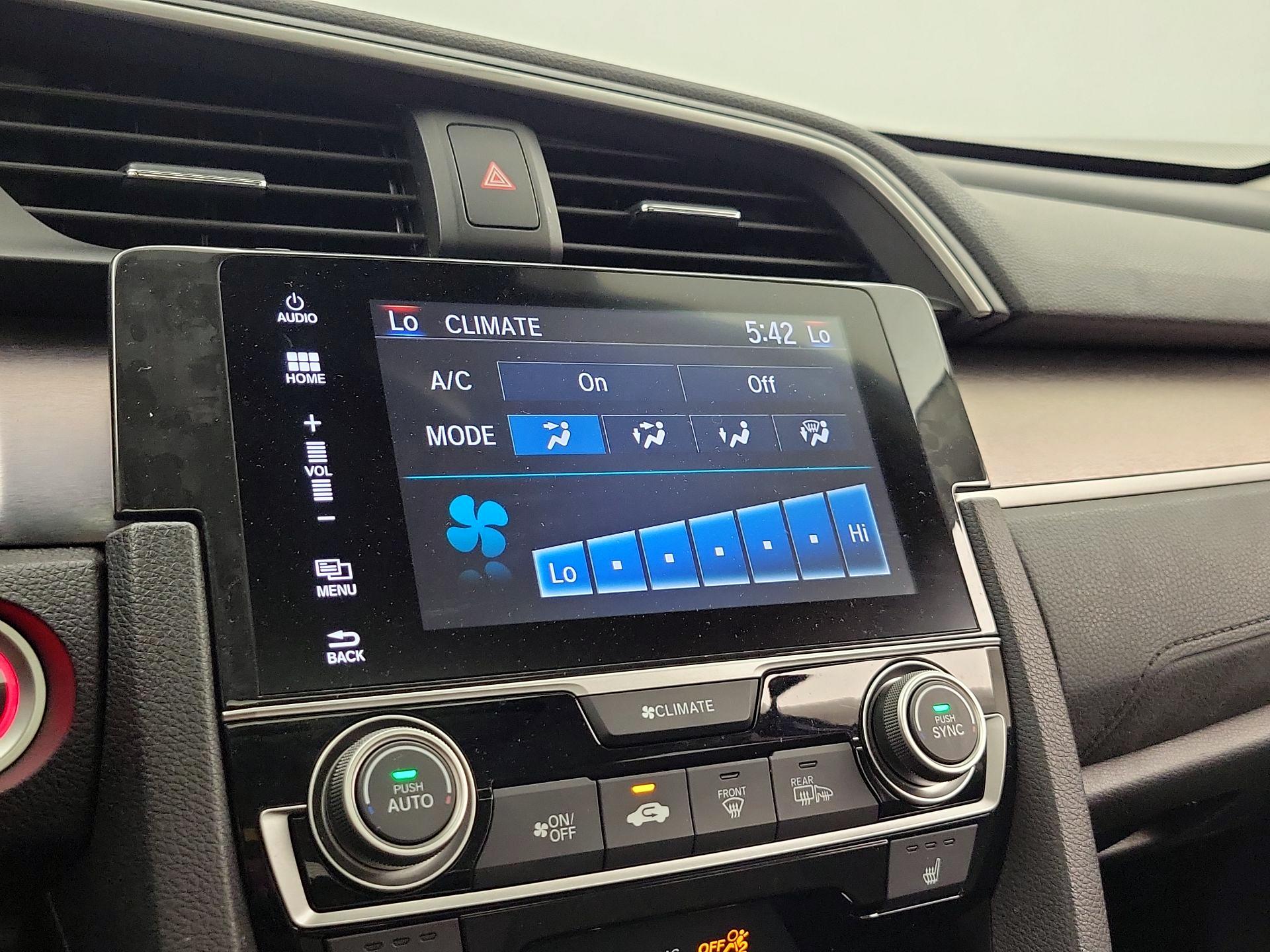 Thumbnail: 2016 Honda Civic - 17