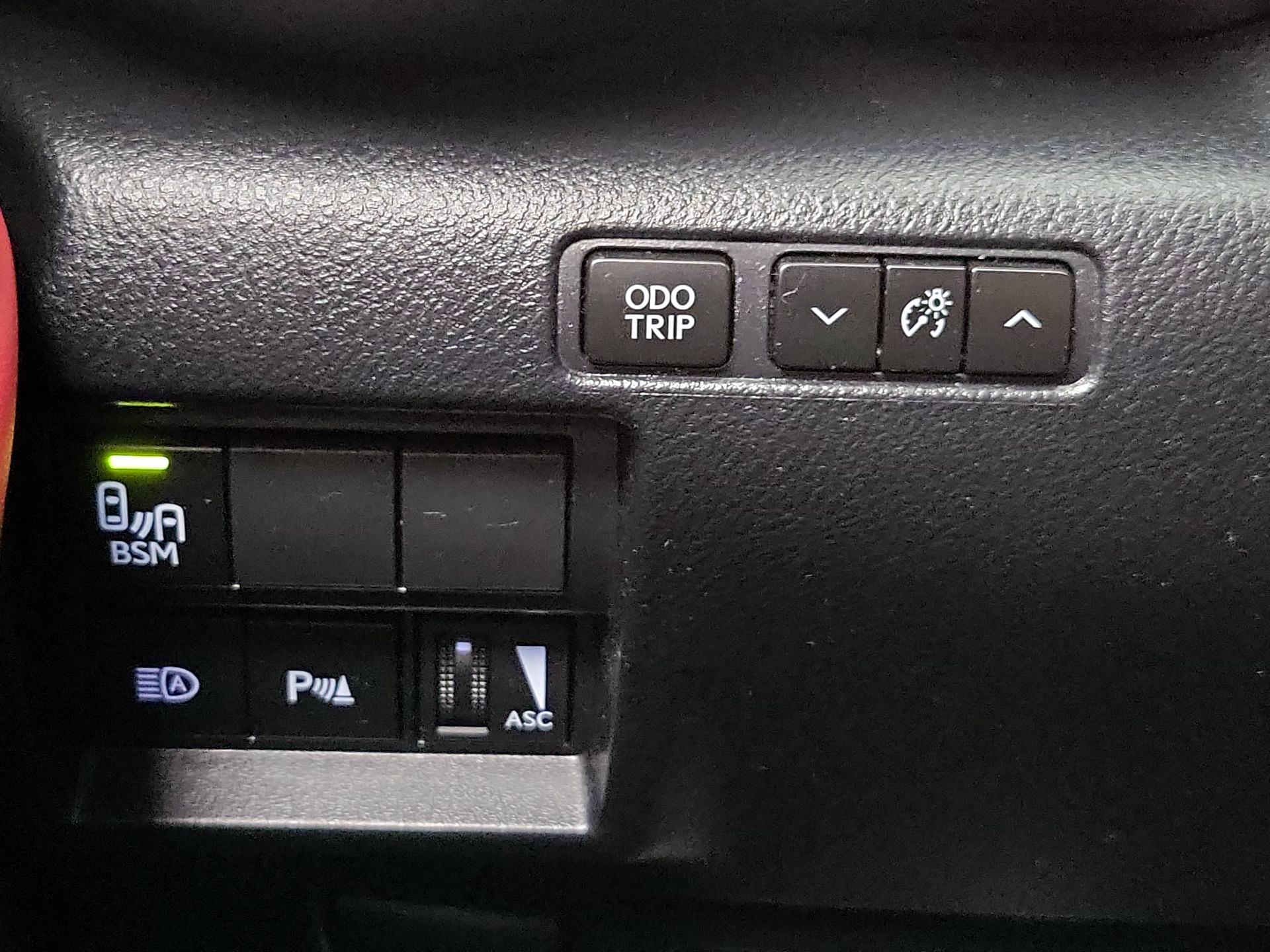 Thumbnail: 2023 Lexus RC - 13