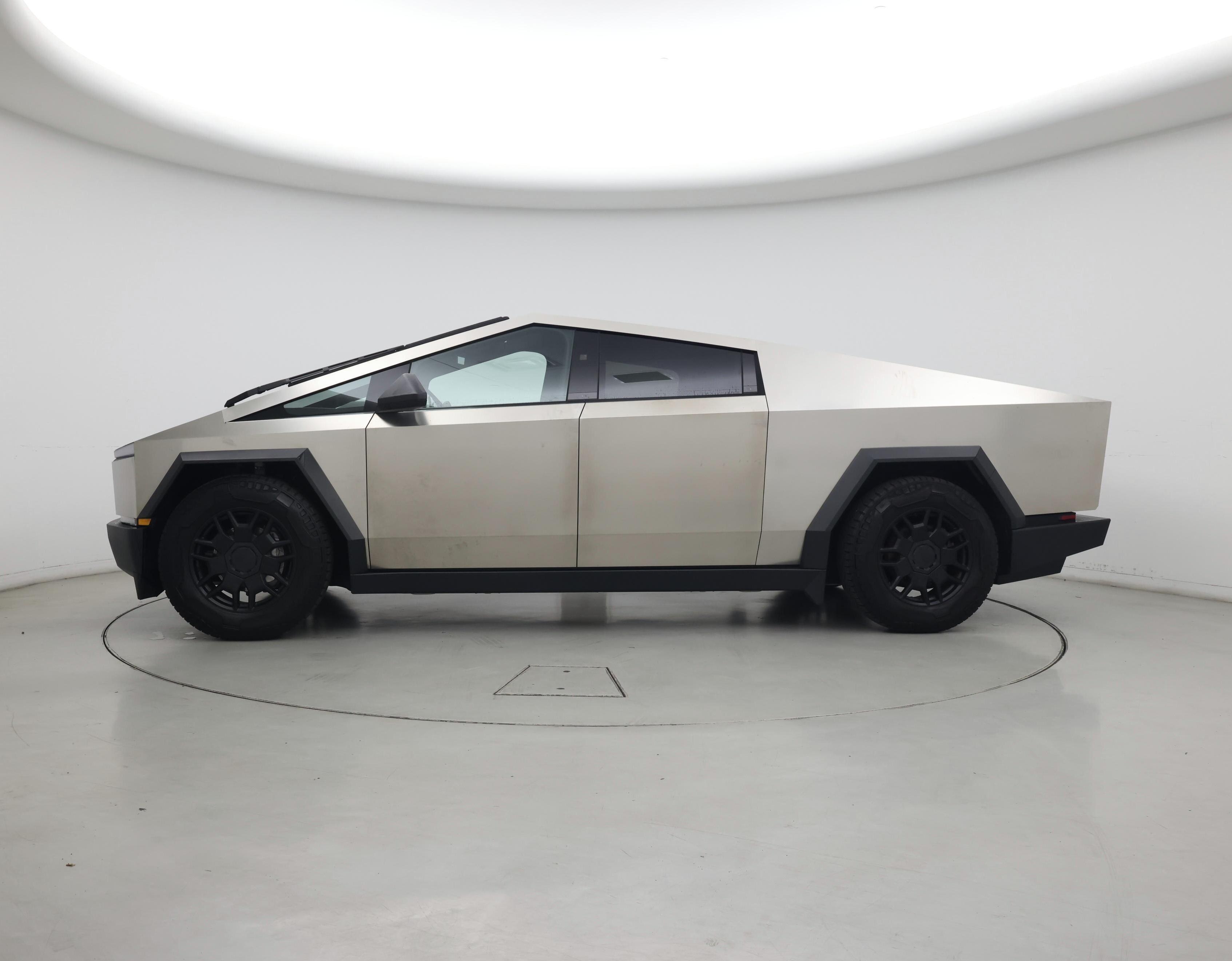 Thumbnail: 2024 Tesla Cybertruck - 3