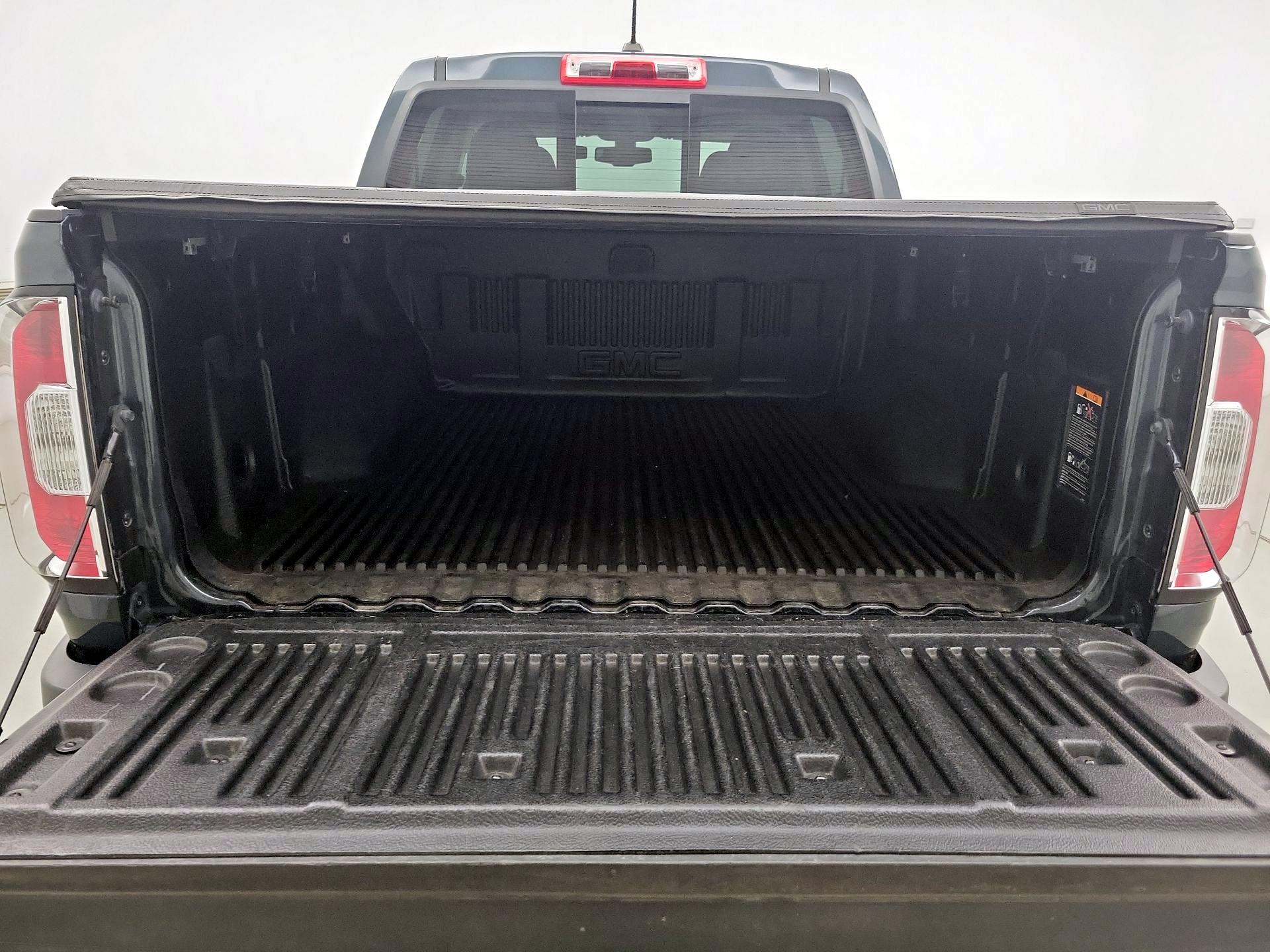 Thumbnail: 2018 GMC Canyon - 20