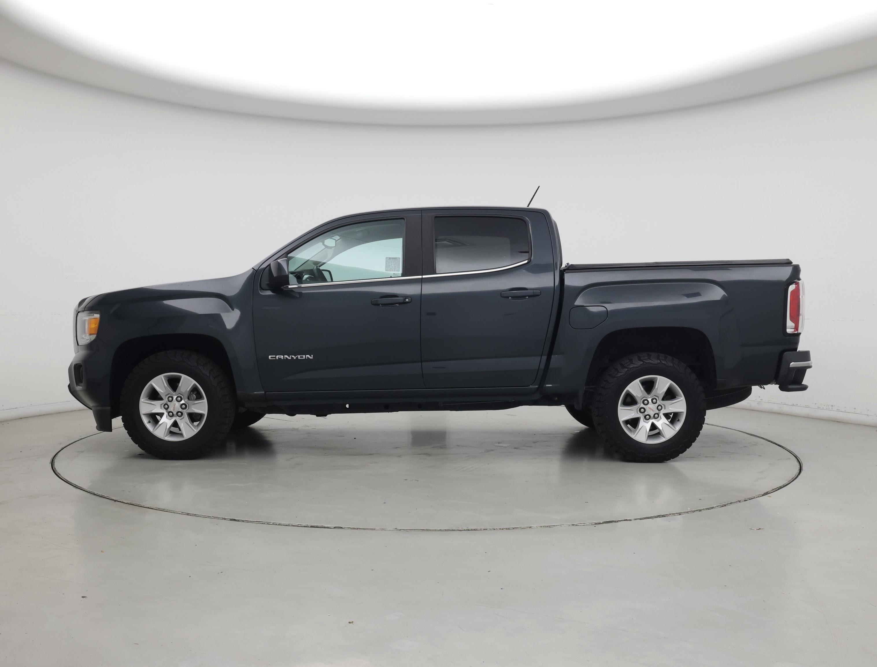 Thumbnail: 2018 GMC Canyon - 3