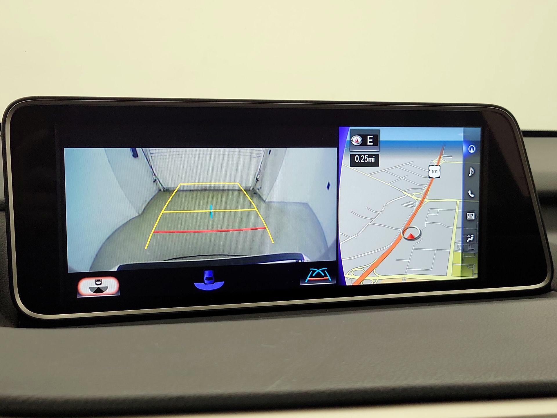 Thumbnail: 2019 Lexus RX - 15