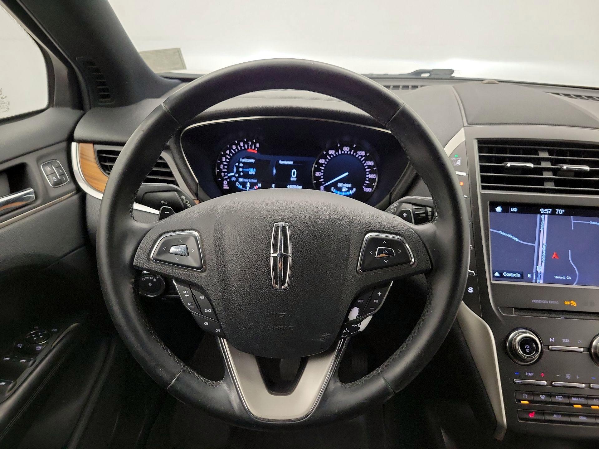 Thumbnail: 2017 Lincoln MKC - 10