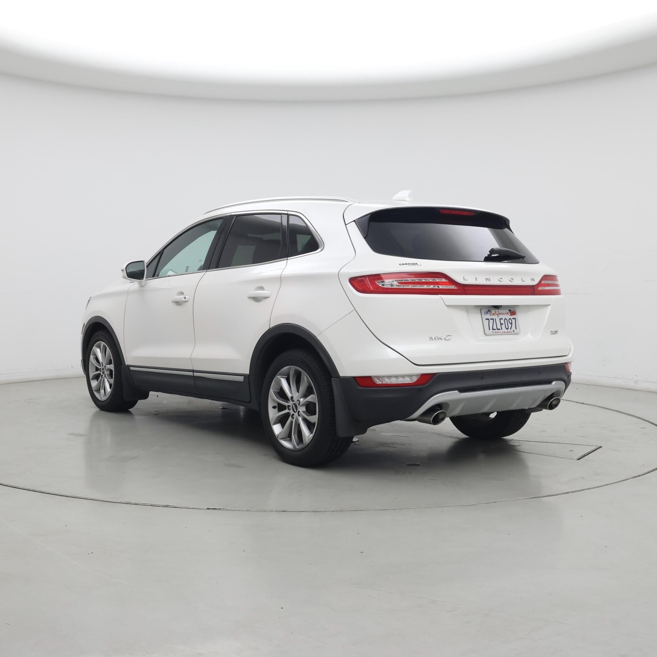 Thumbnail: 2017 Lincoln MKC - 2
