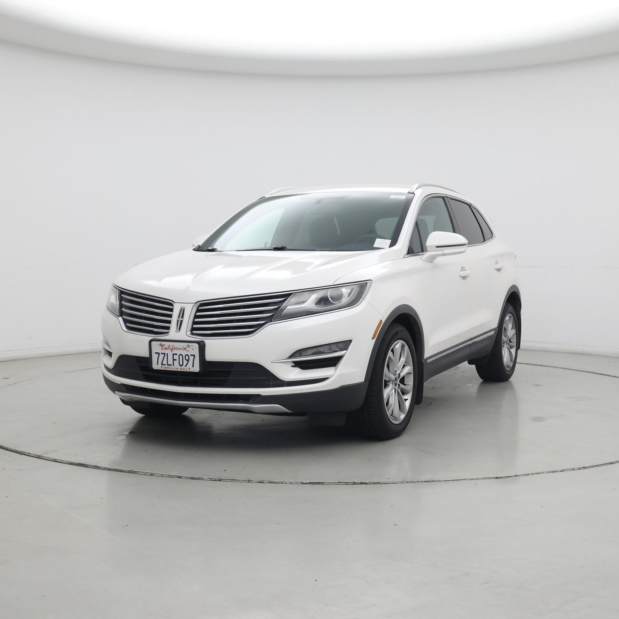 Thumbnail: 2017 Lincoln MKC - 4