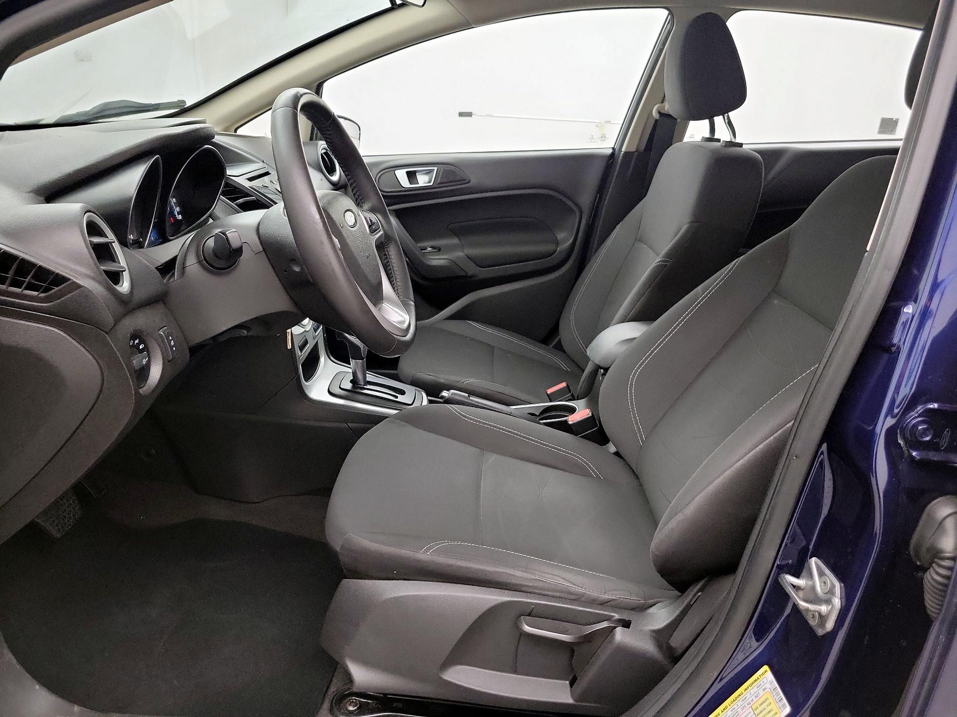 Thumbnail: 2016 Ford Fiesta - 11