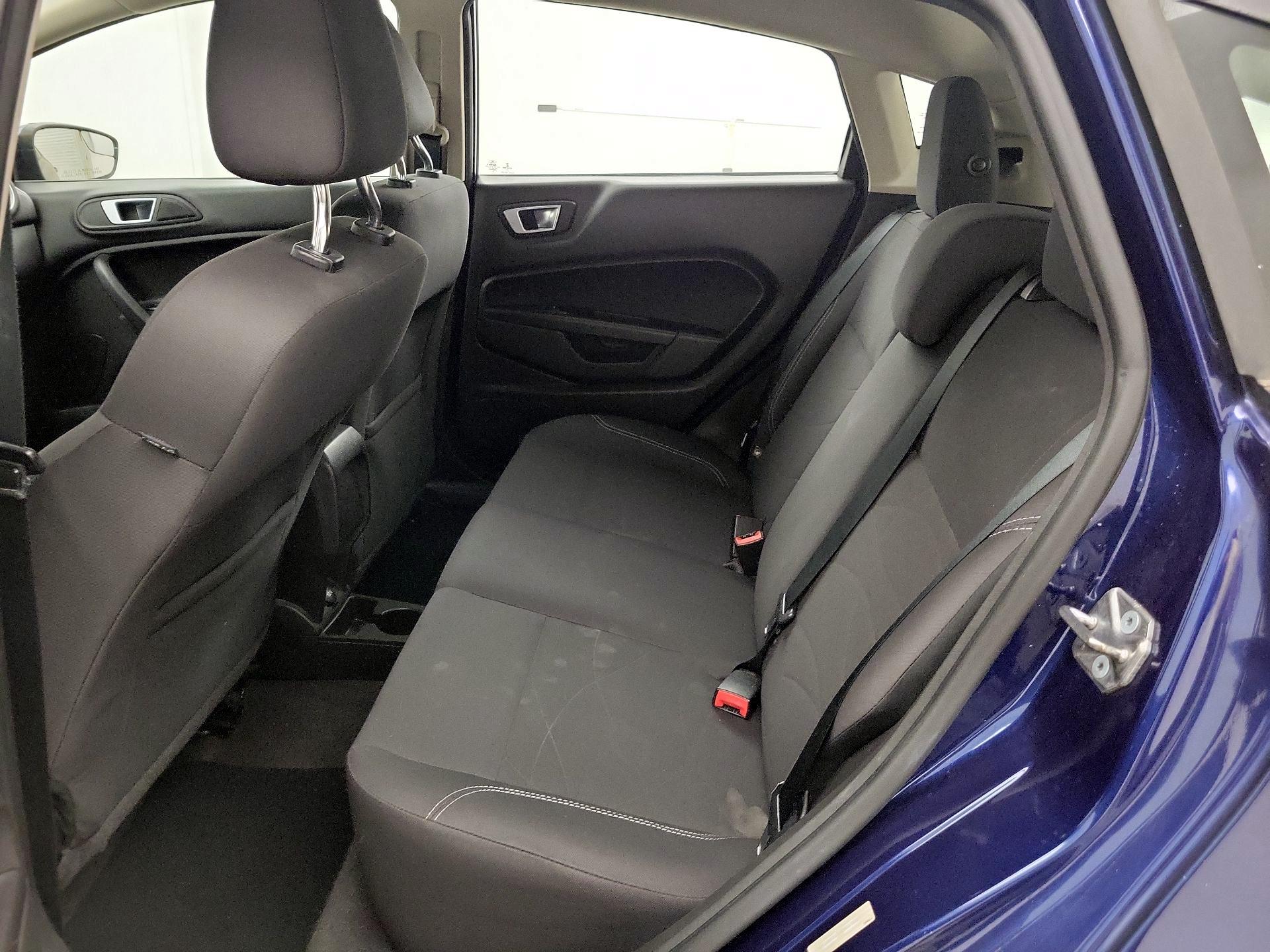Thumbnail: 2016 Ford Fiesta - 18