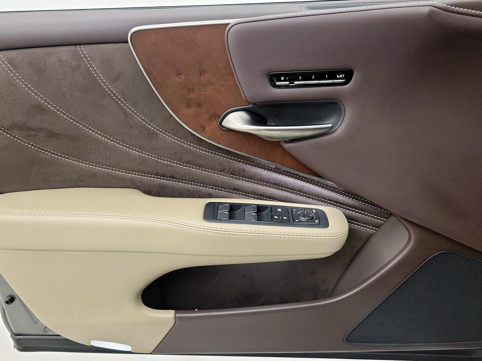 Thumbnail: 2018 Lexus LS - 12