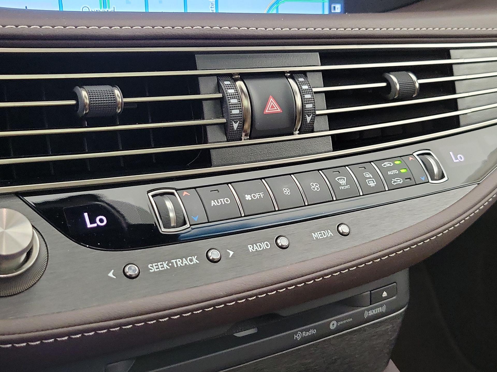 Thumbnail: 2018 Lexus LS - 17