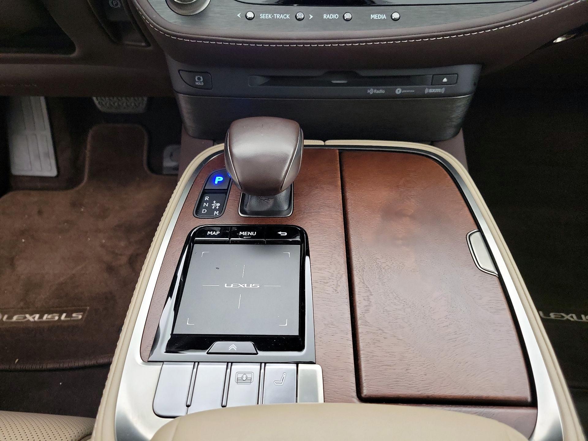 Thumbnail: 2018 Lexus LS - 18