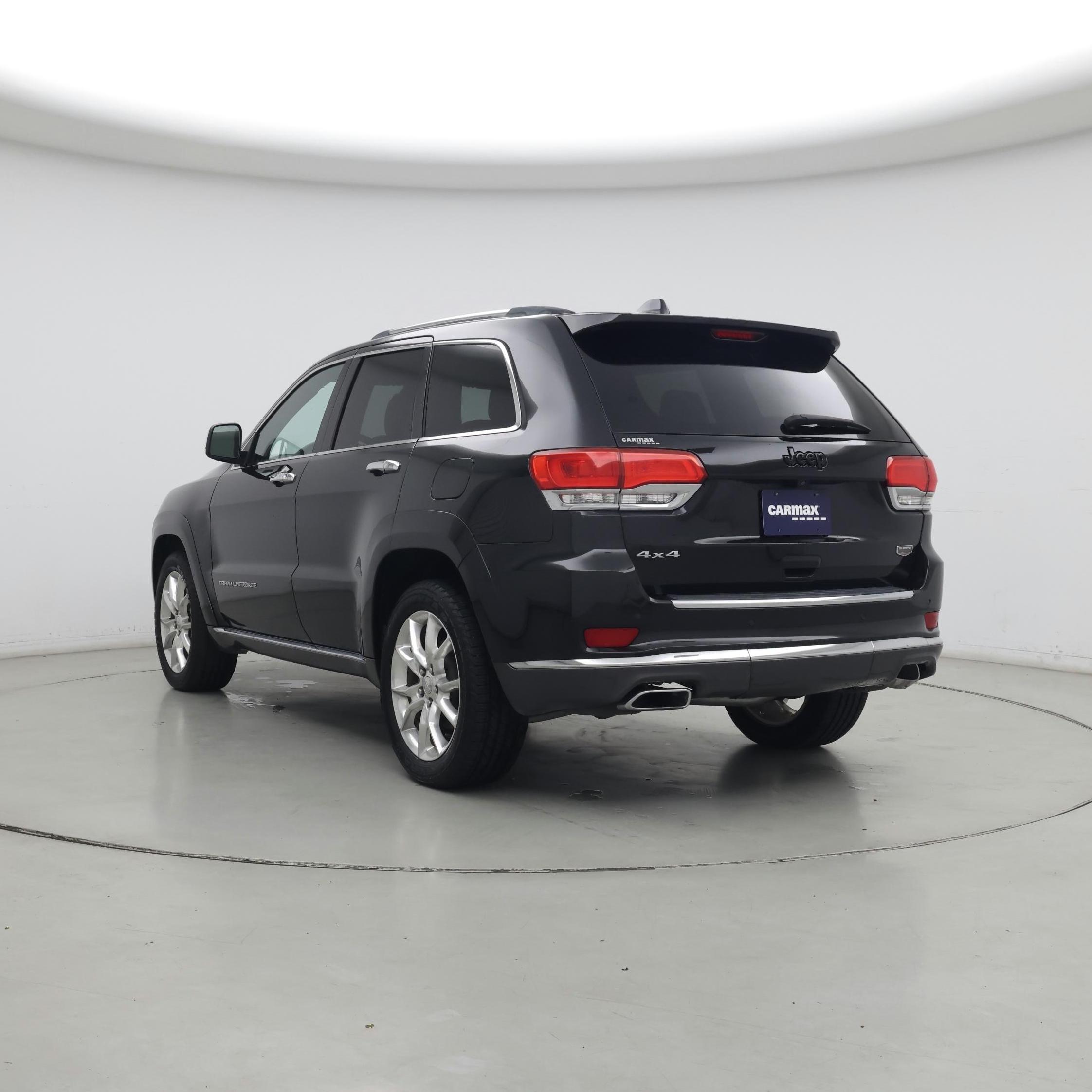 Thumbnail: 2015 Jeep Grand Cherokee - 2