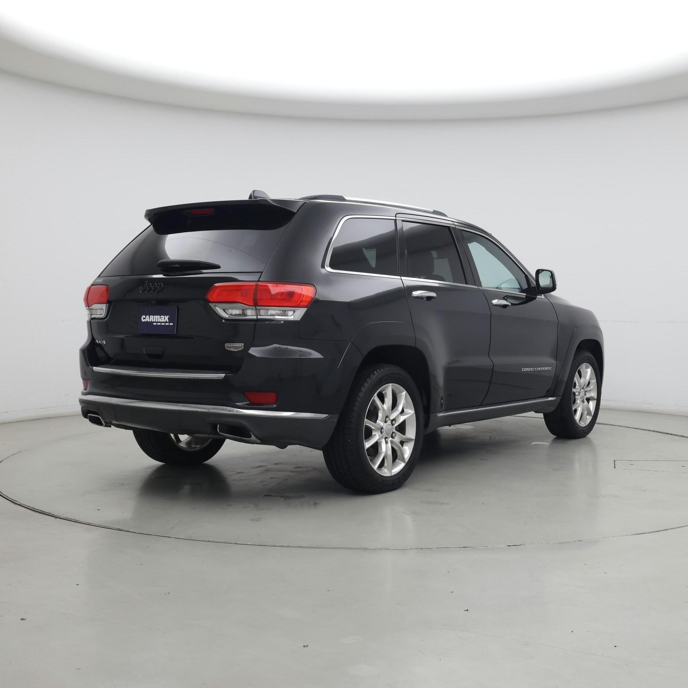 Thumbnail: 2015 Jeep Grand Cherokee - 8