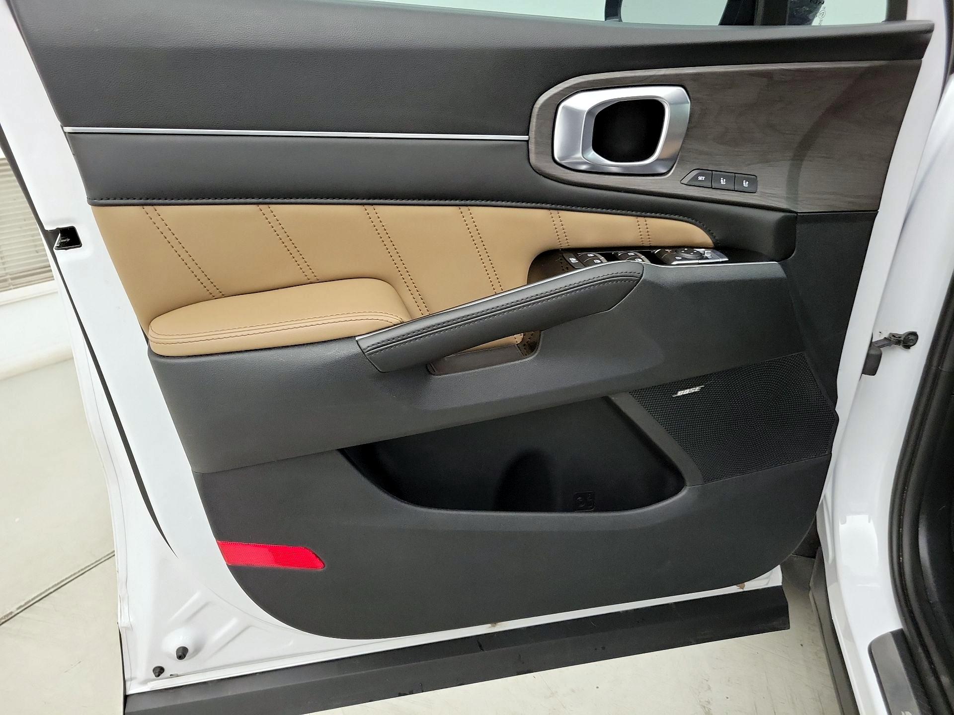 Thumbnail: 2025 Kia Sorento - 12