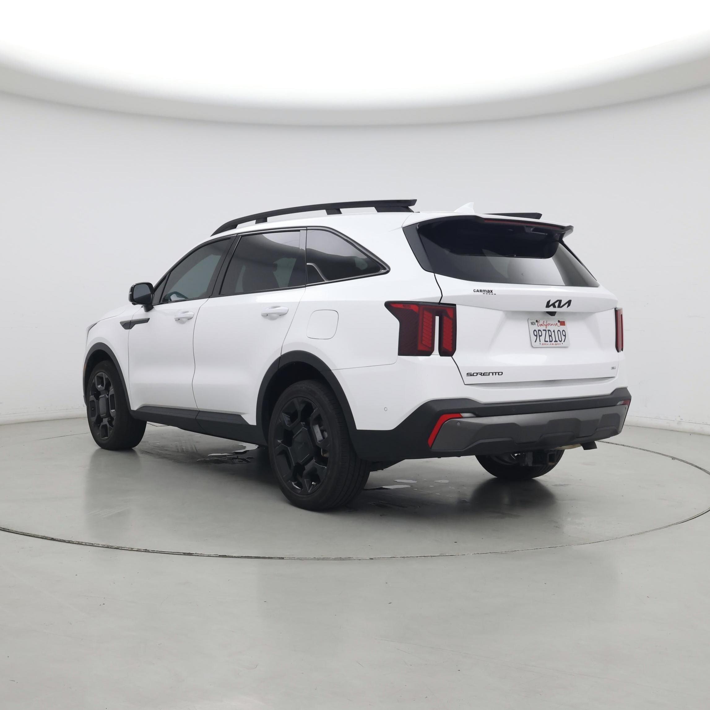 Thumbnail: 2025 Kia Sorento - 2