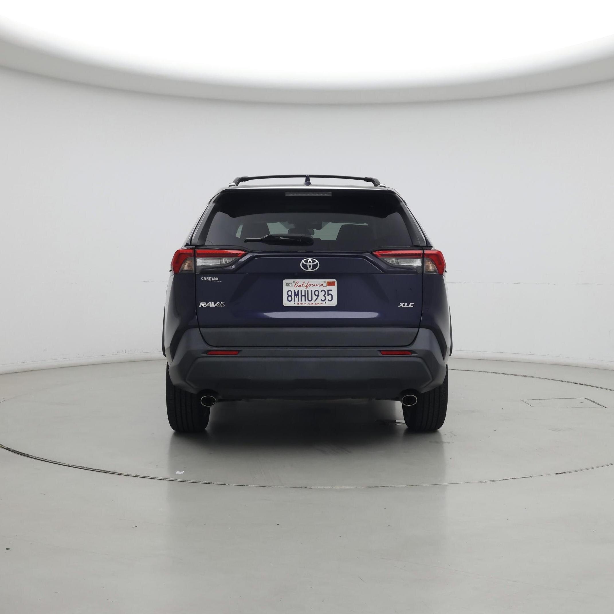 Thumbnail: 2019 Toyota RAV4 - 6