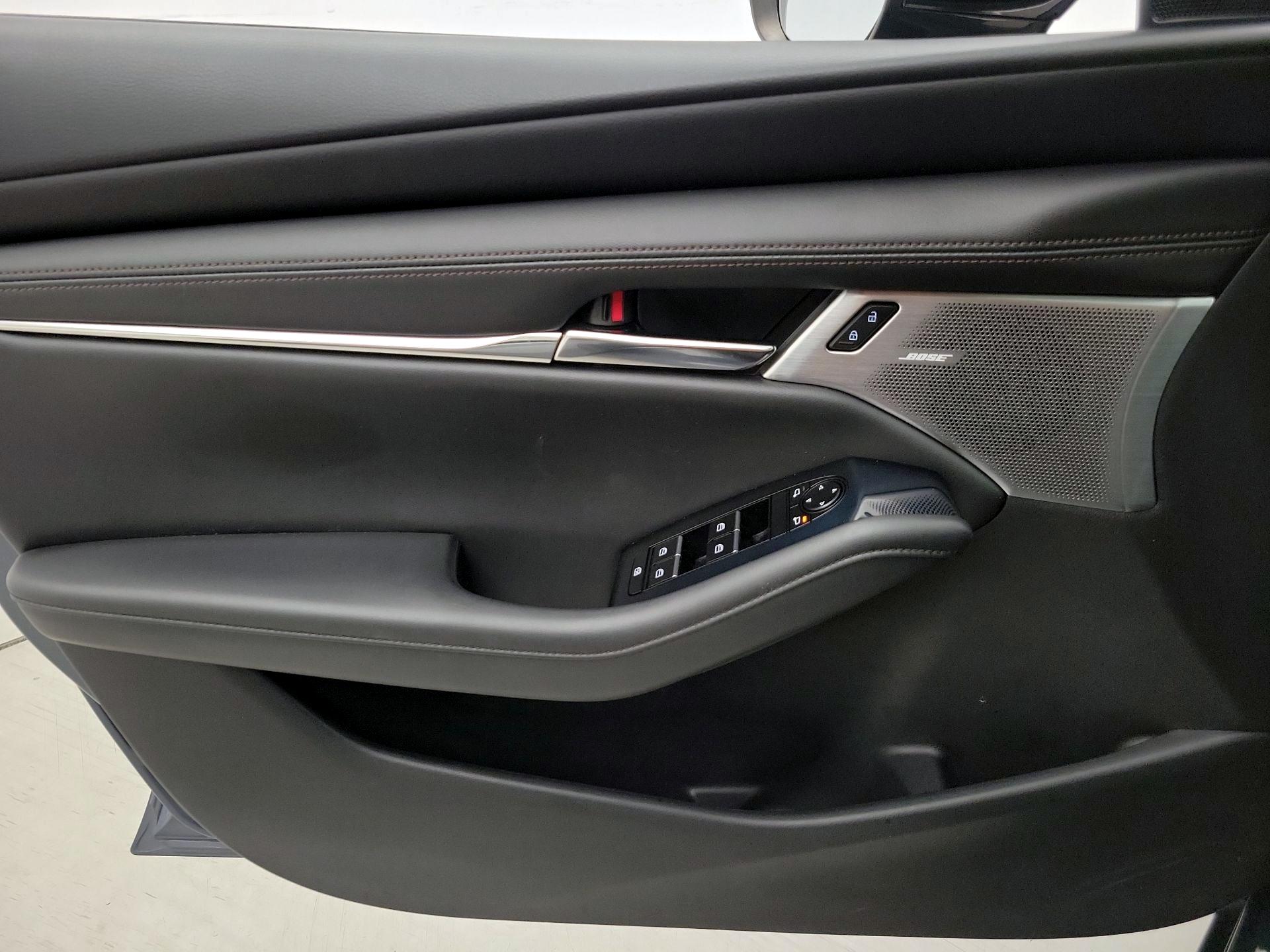 Thumbnail: 2021 Mazda Mazda3 - 12