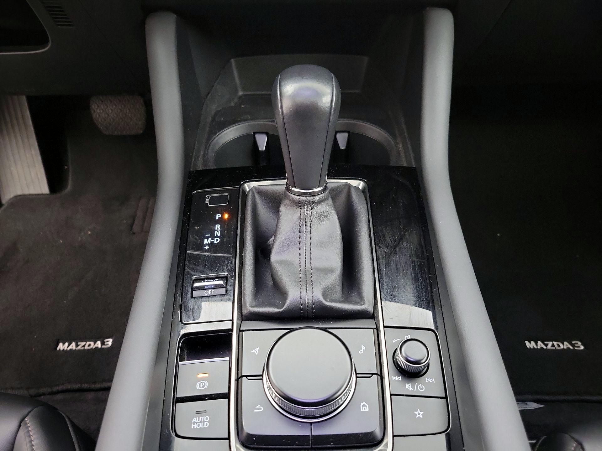 Thumbnail: 2021 Mazda Mazda3 - 17