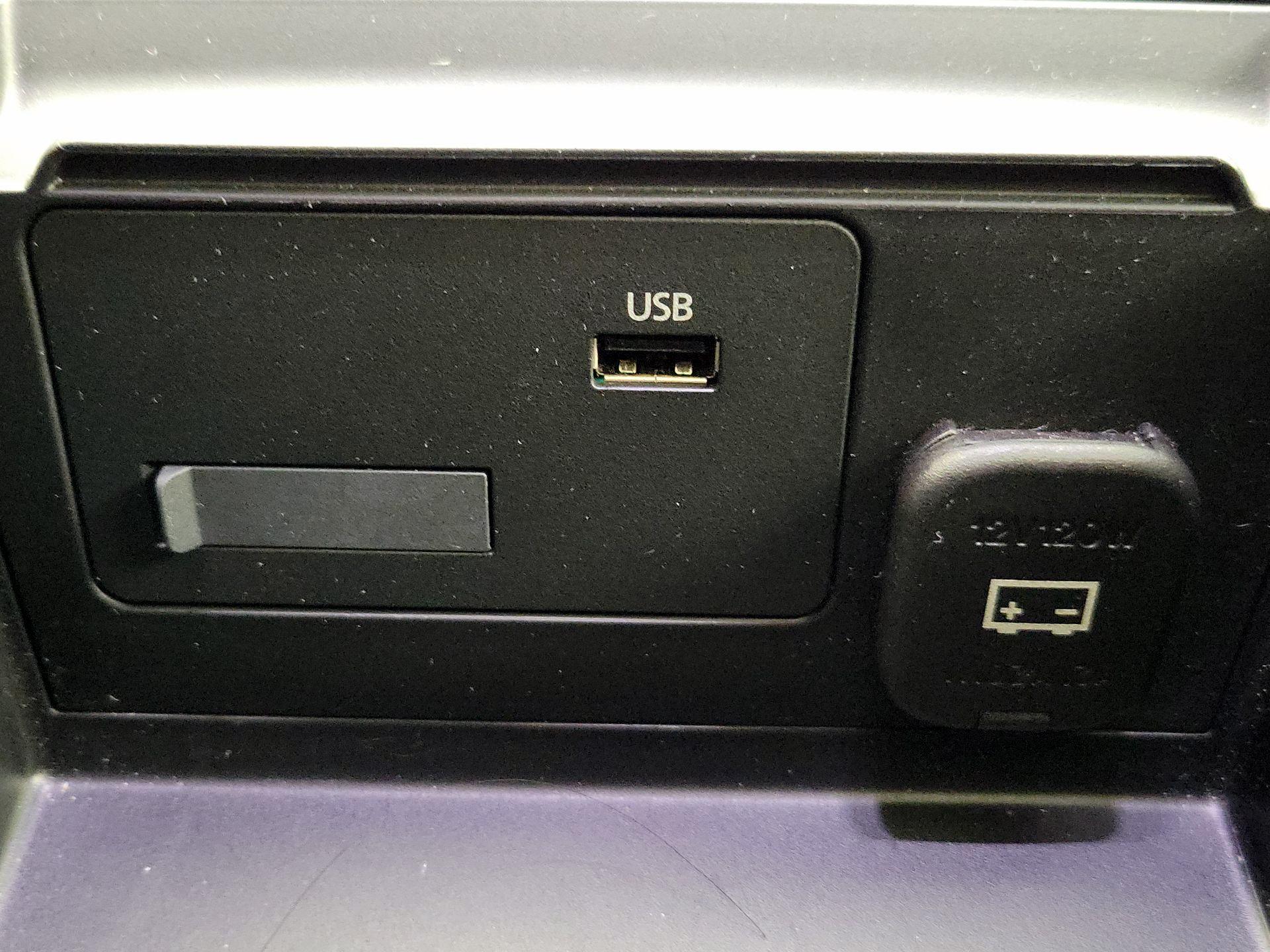 Thumbnail: 2021 Mazda Mazda3 - 18