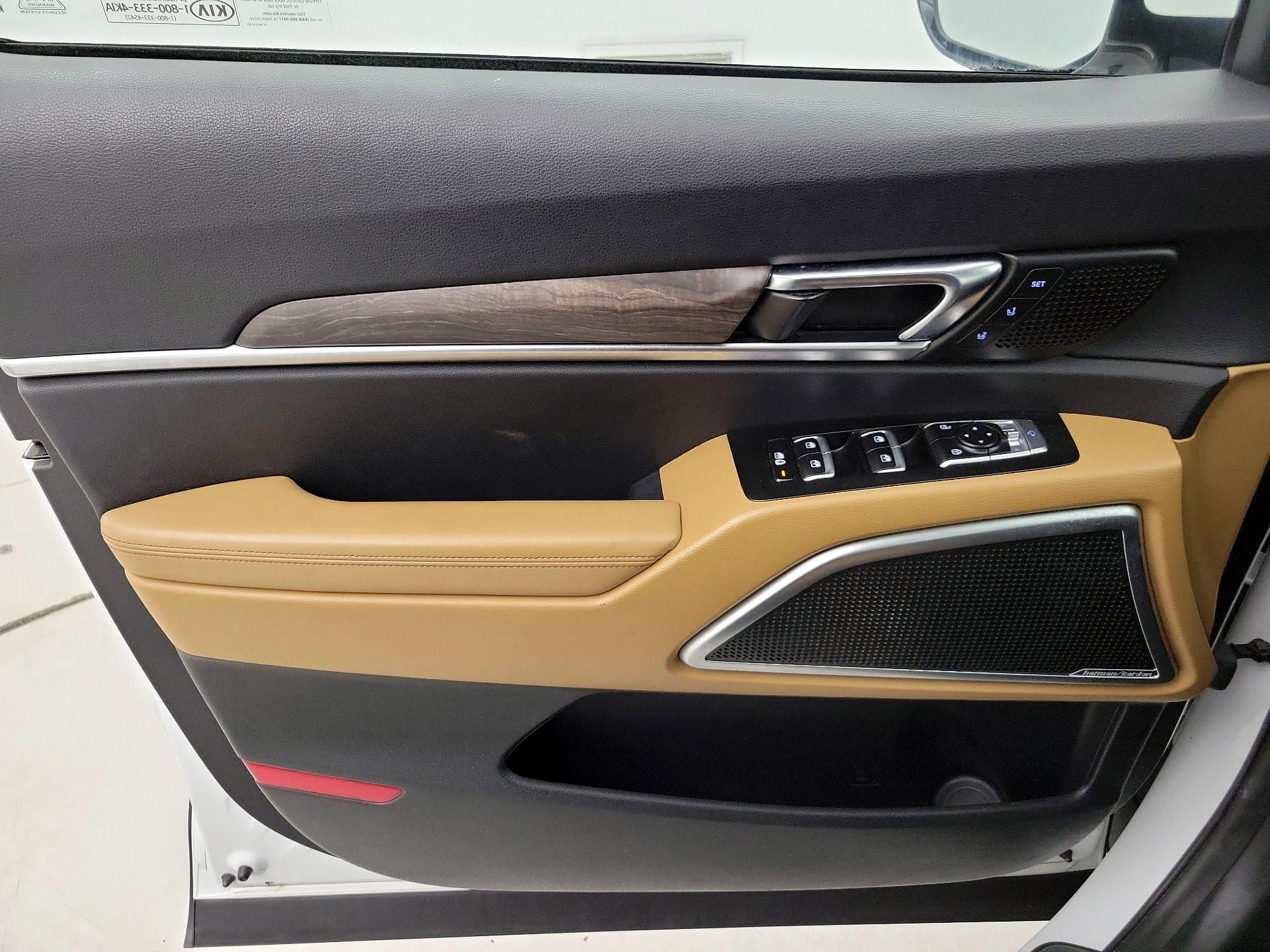 Thumbnail: 2020 Kia Telluride - 12