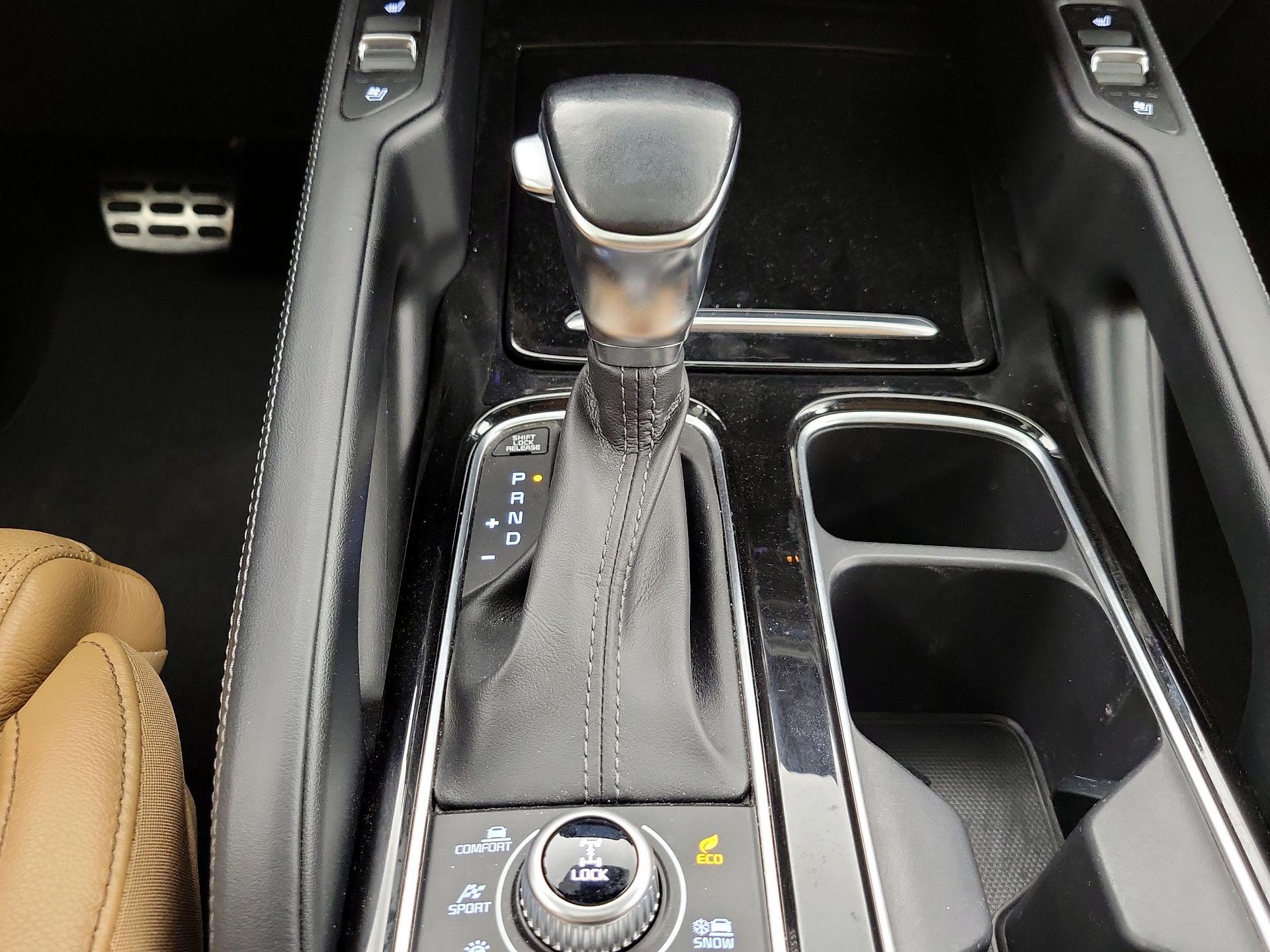 Thumbnail: 2020 Kia Telluride - 18