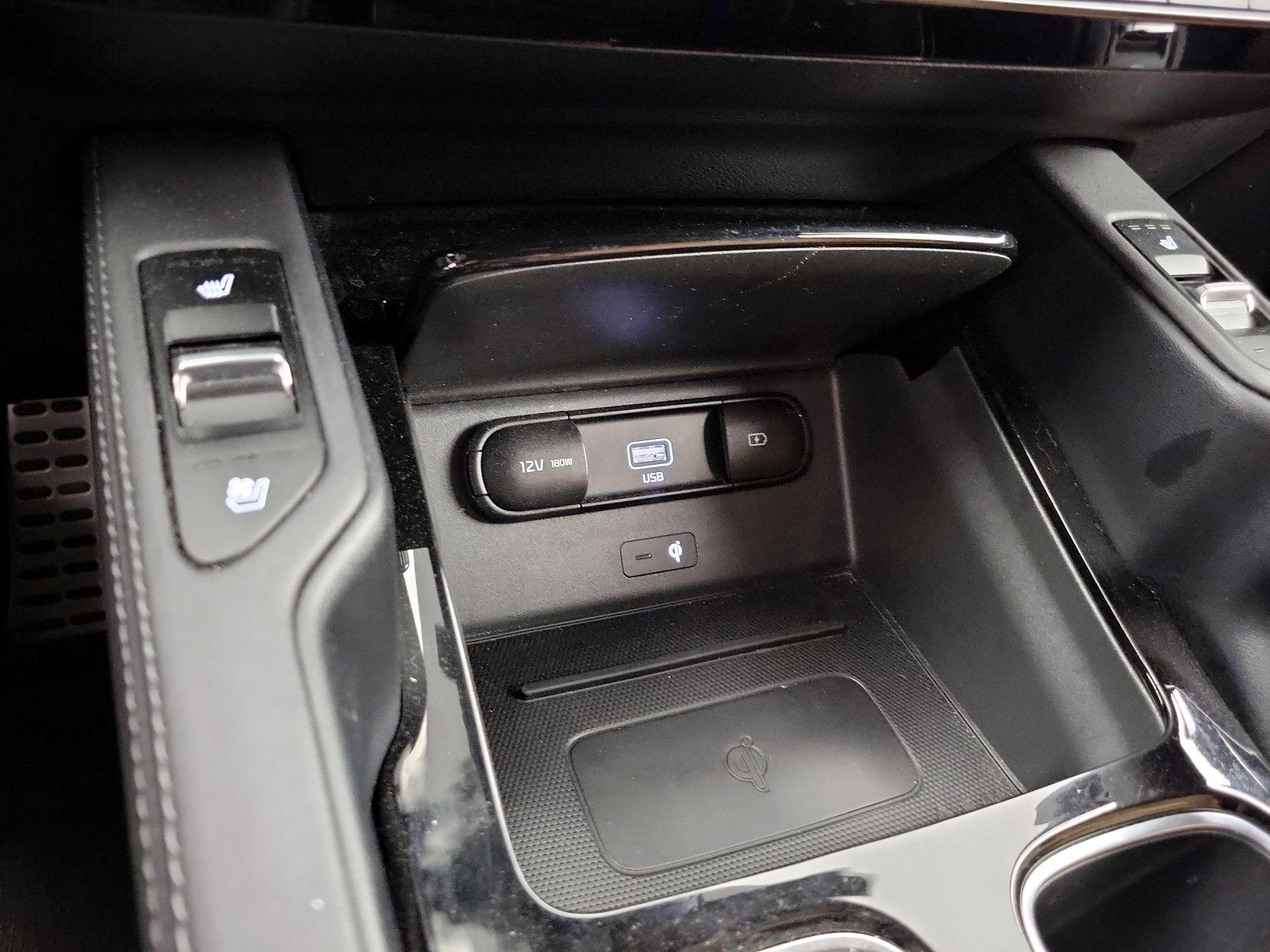 Thumbnail: 2020 Kia Telluride - 19