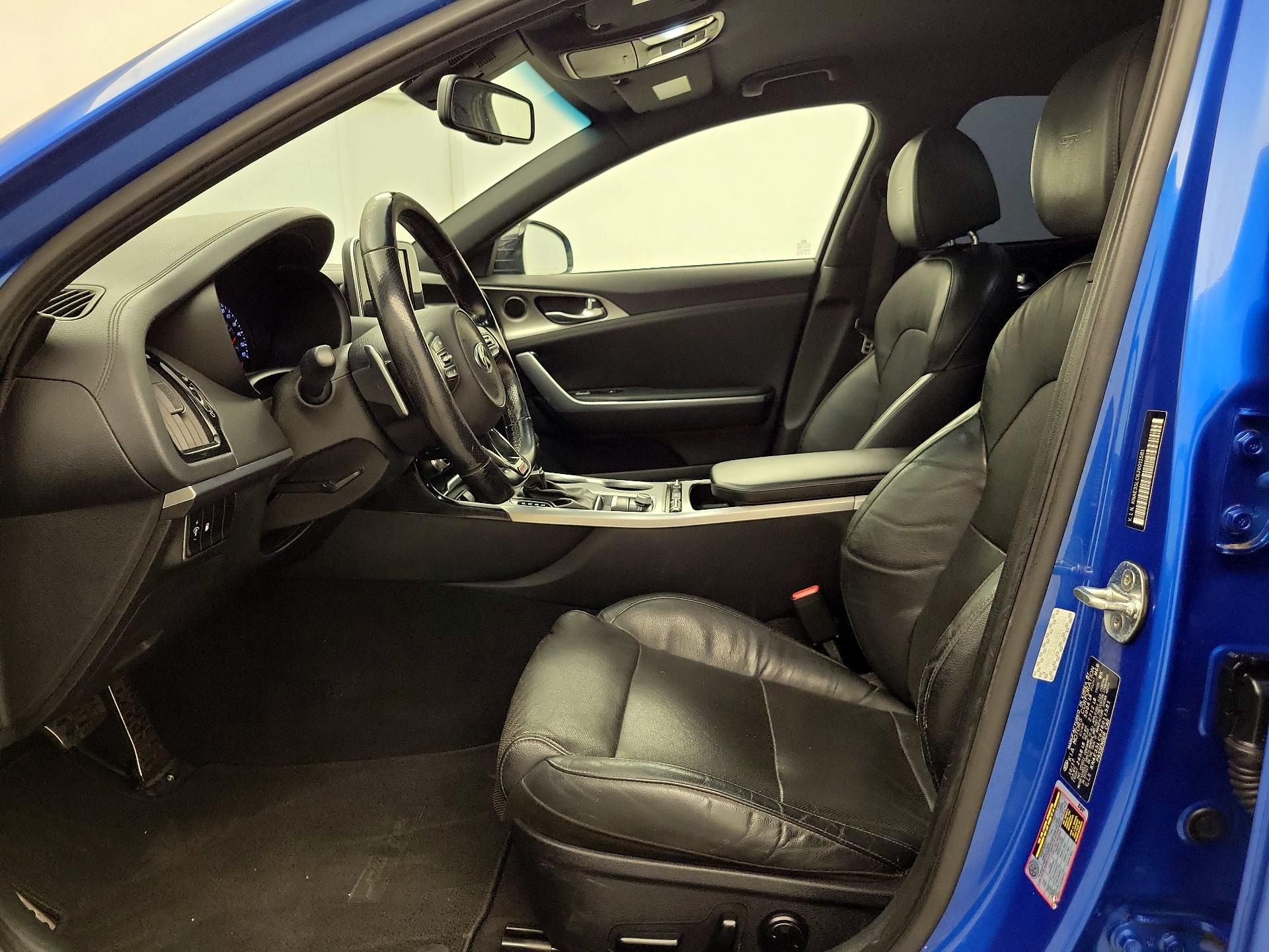 Thumbnail: 2018 Kia Stinger - 11