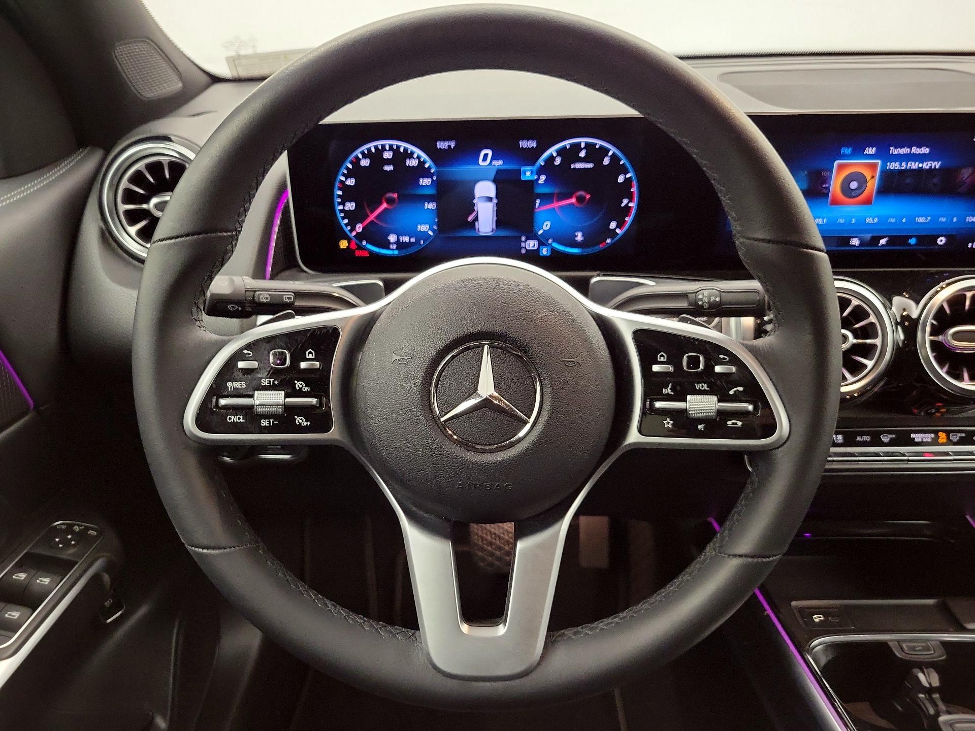 Thumbnail: 2021 Mercedes-Benz GLB - 10