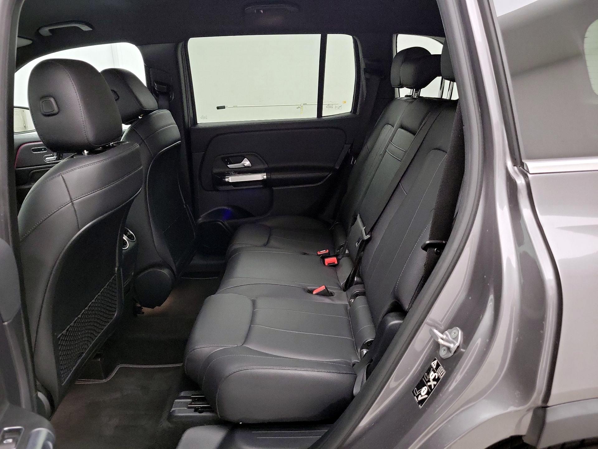 Thumbnail: 2021 Mercedes-Benz GLB - 19