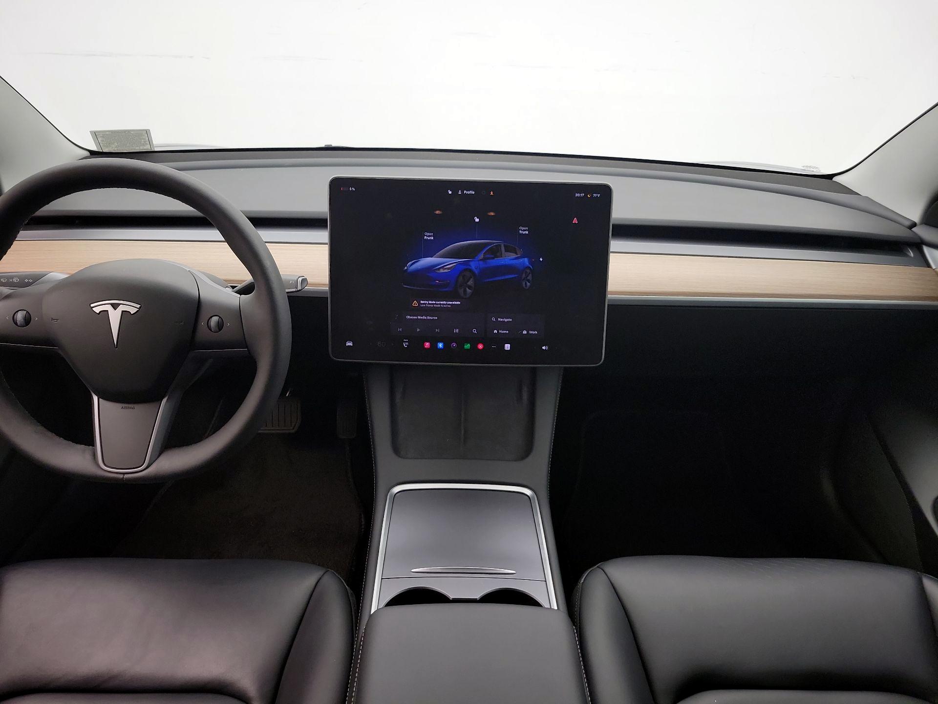 Thumbnail: 2023 Tesla Model 3 - 9