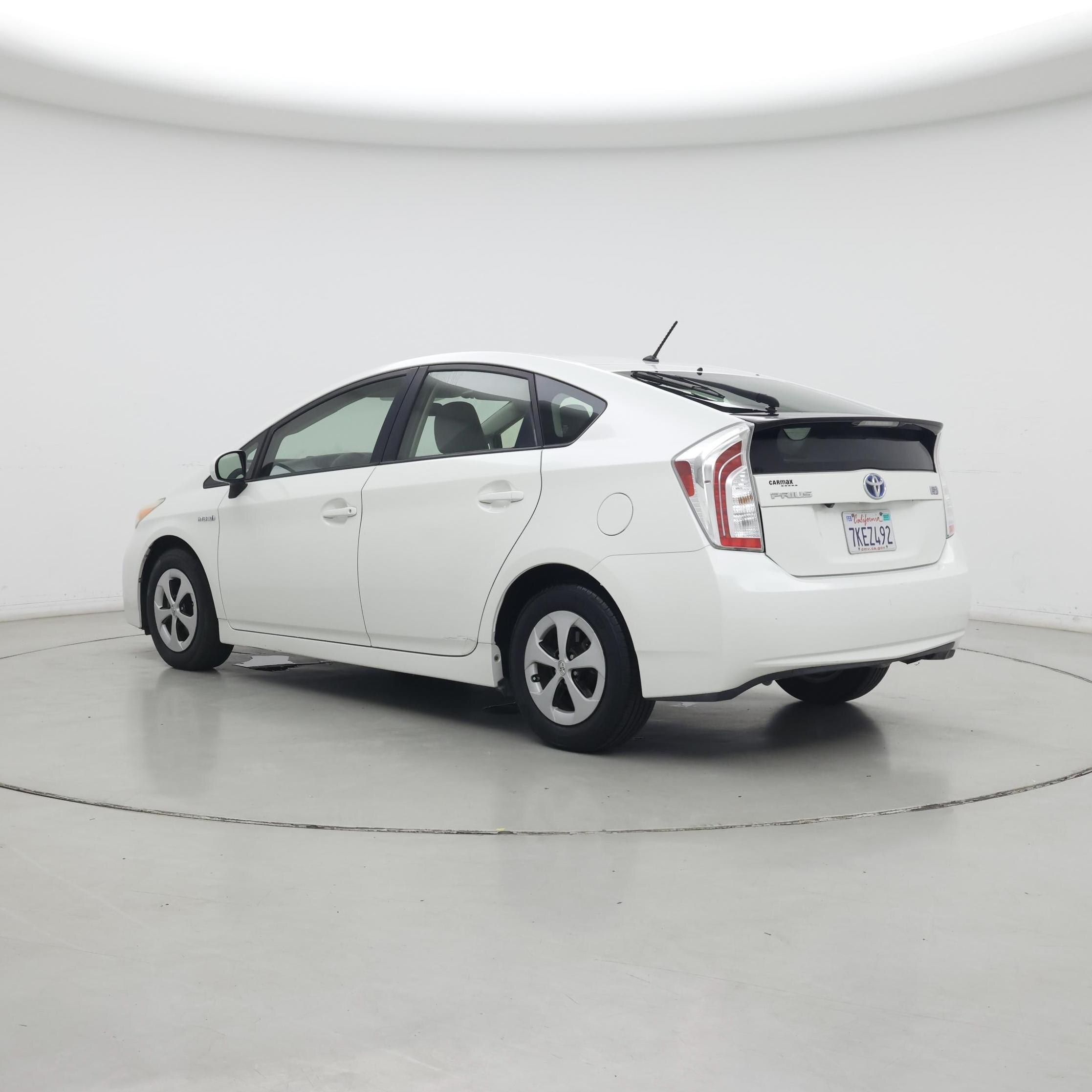 Thumbnail: 2015 Toyota Prius - 2