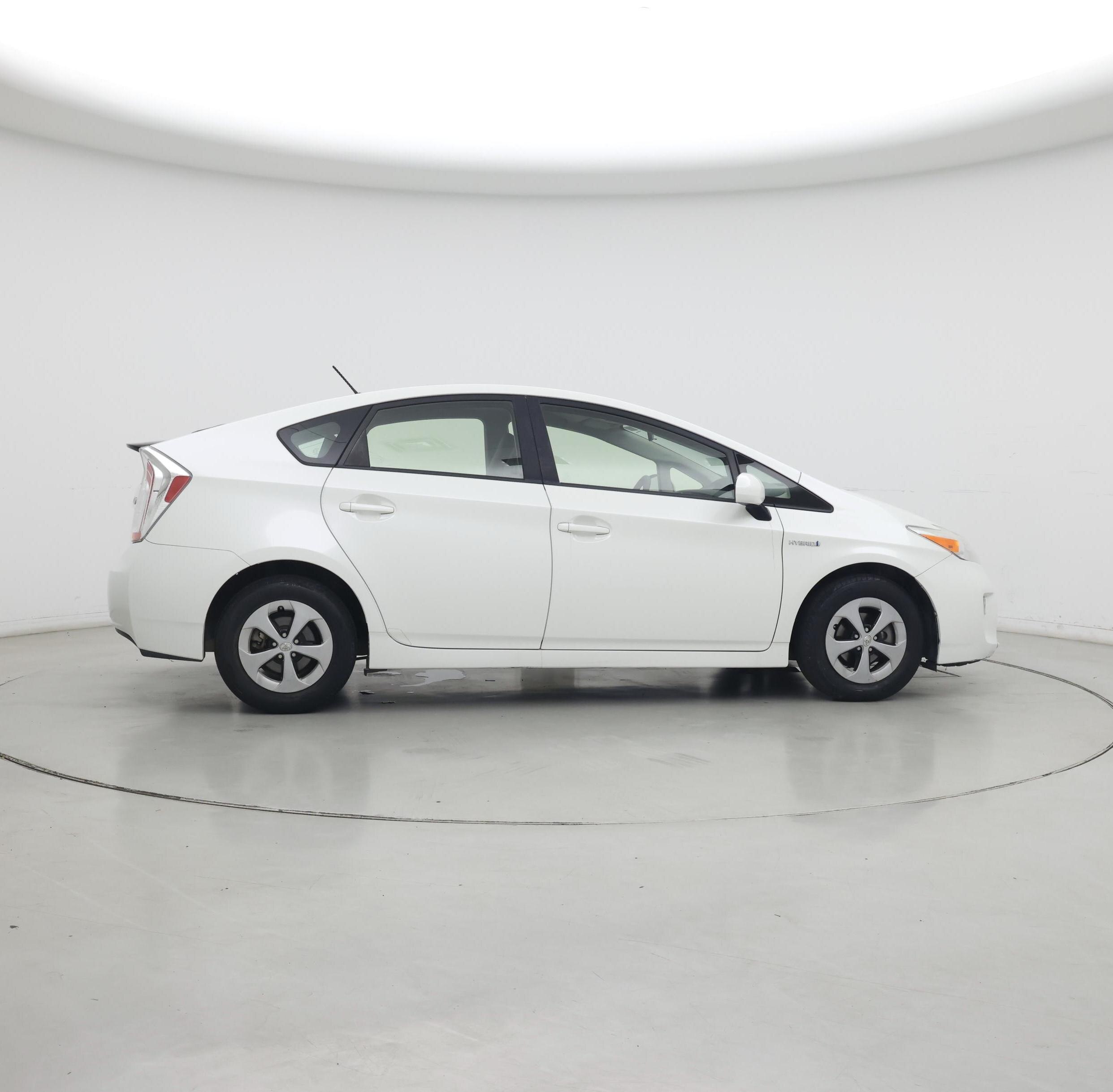 Thumbnail: 2015 Toyota Prius - 7