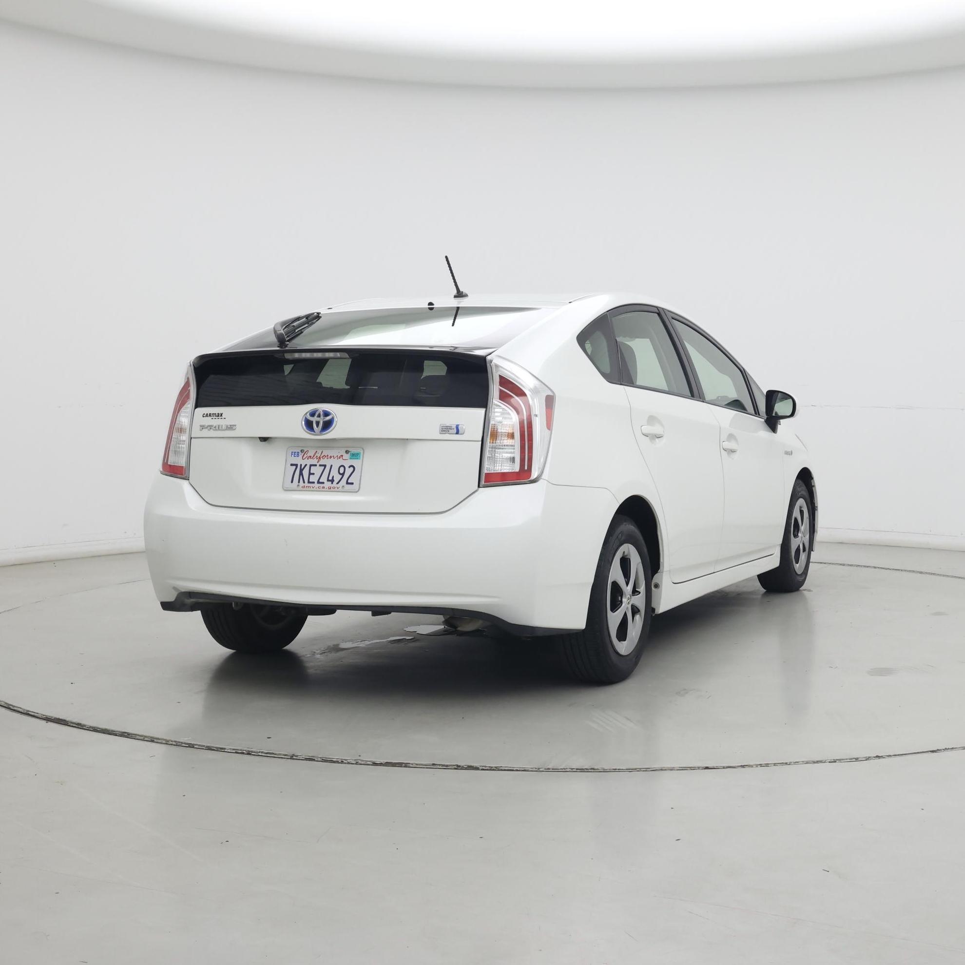 Thumbnail: 2015 Toyota Prius - 8